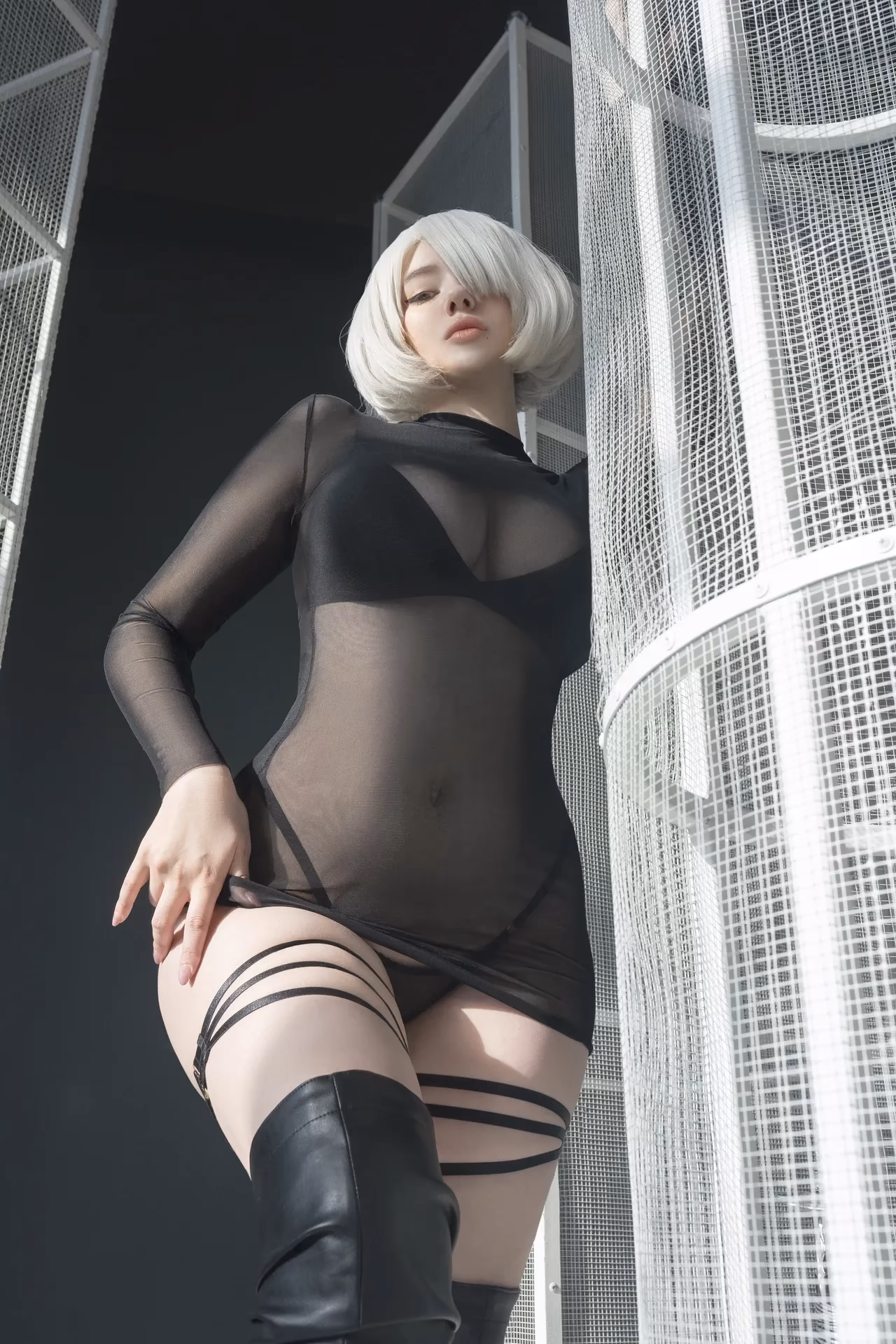 Alina Becker as 2B — cosplay photo 2 of 52