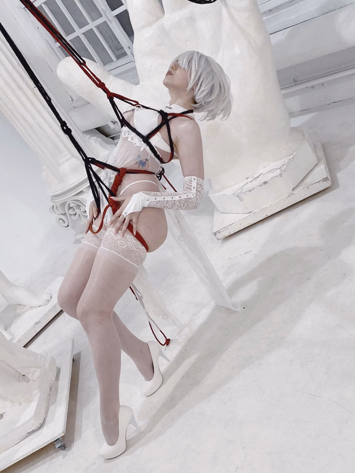 Alina Becker as 2B — cosplay photo 5 of 19