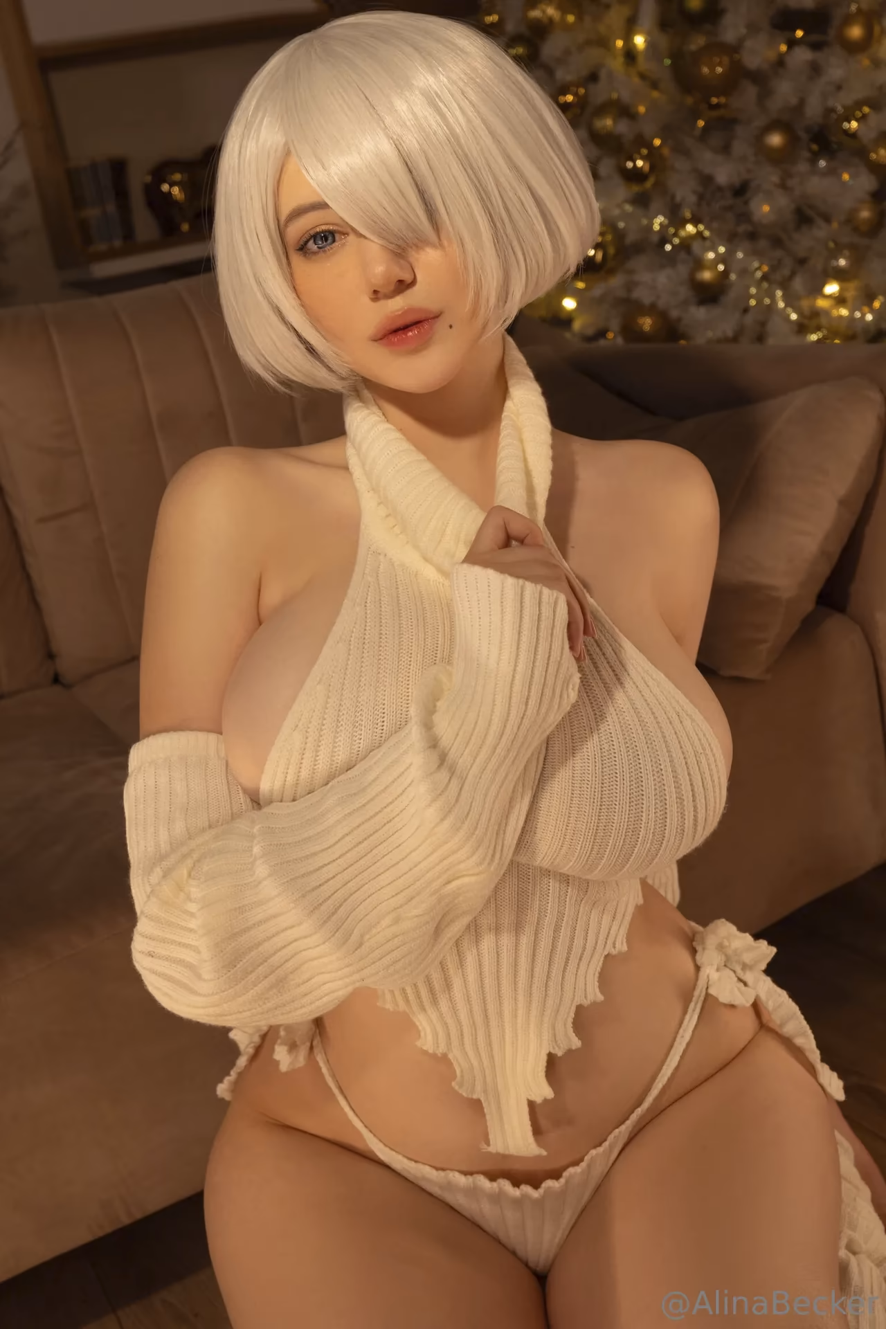Alina Becker as 2B — cosplay photo 13 of 52