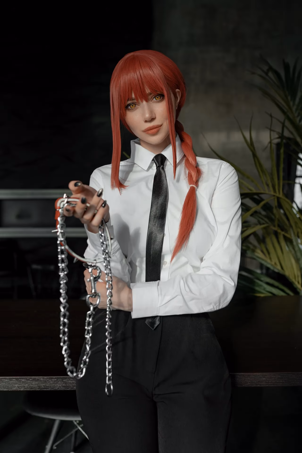Alina Becker as Makima — cosplay photo 8 of 48
