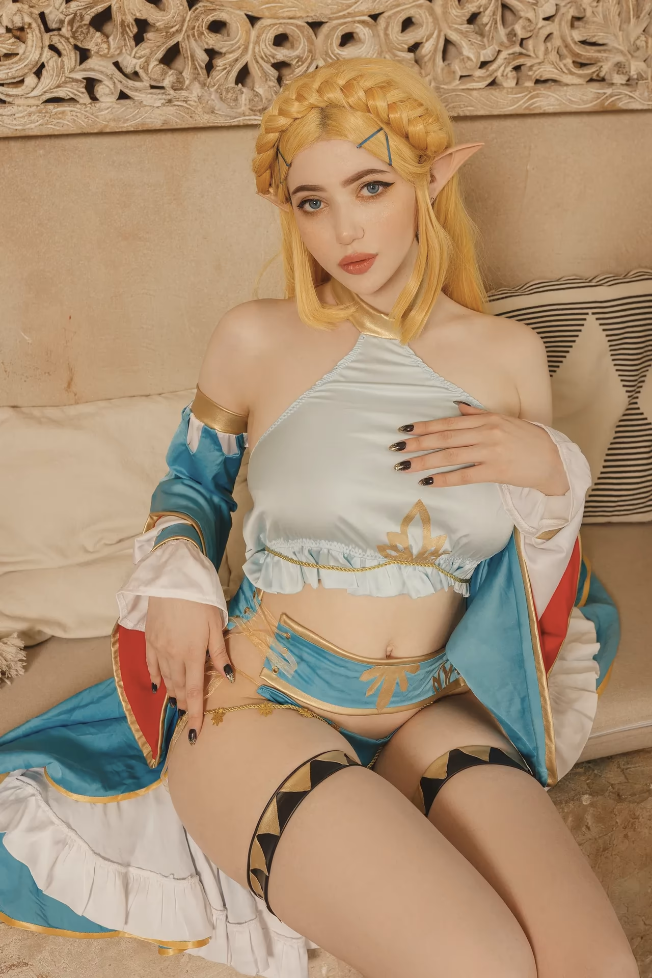 Alina Becker as Princess Zelda — cosplay photo 4 of 47