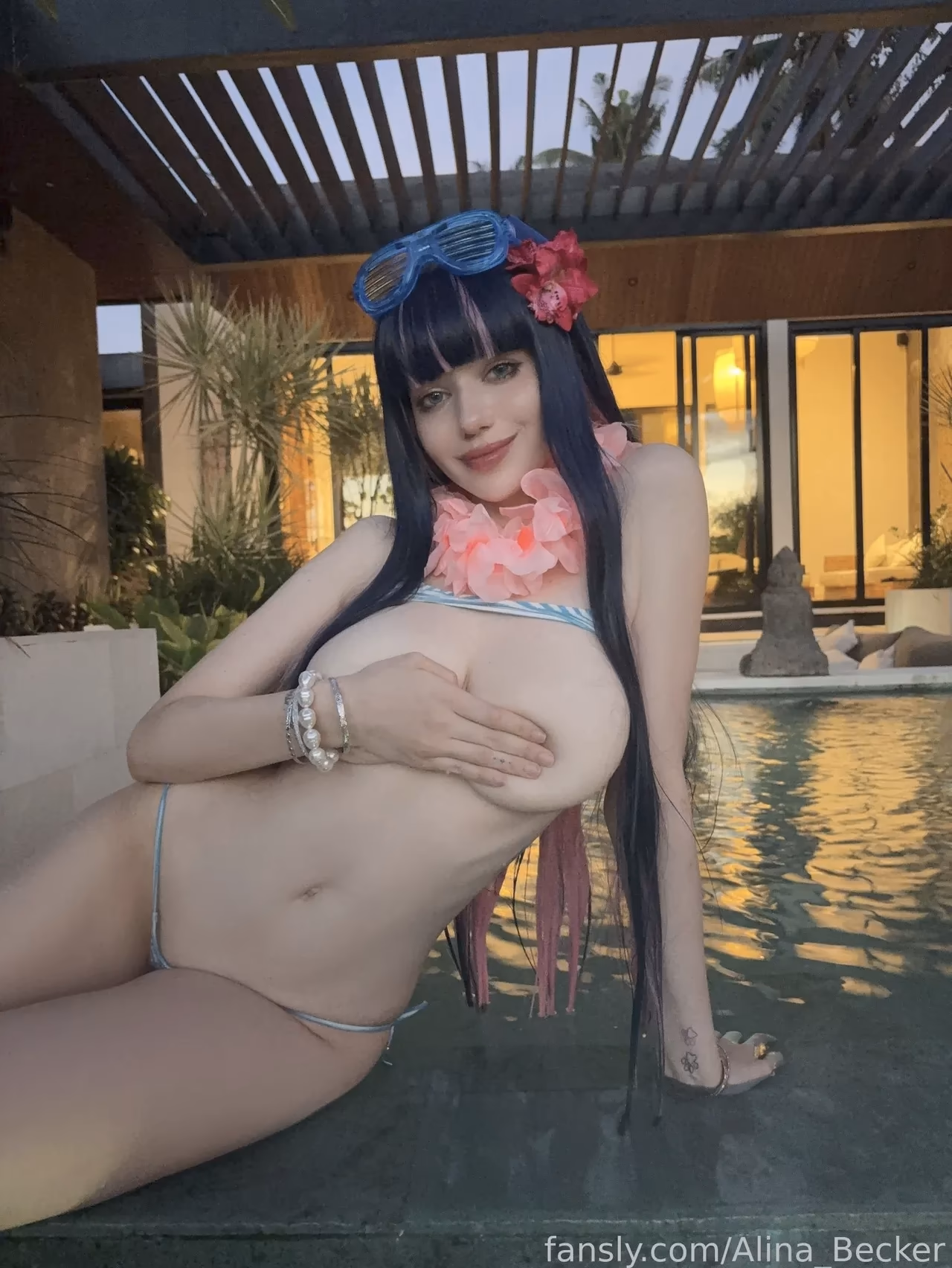 Alina Becker as Stocking Anarchy — cosplay photo 3 of 40