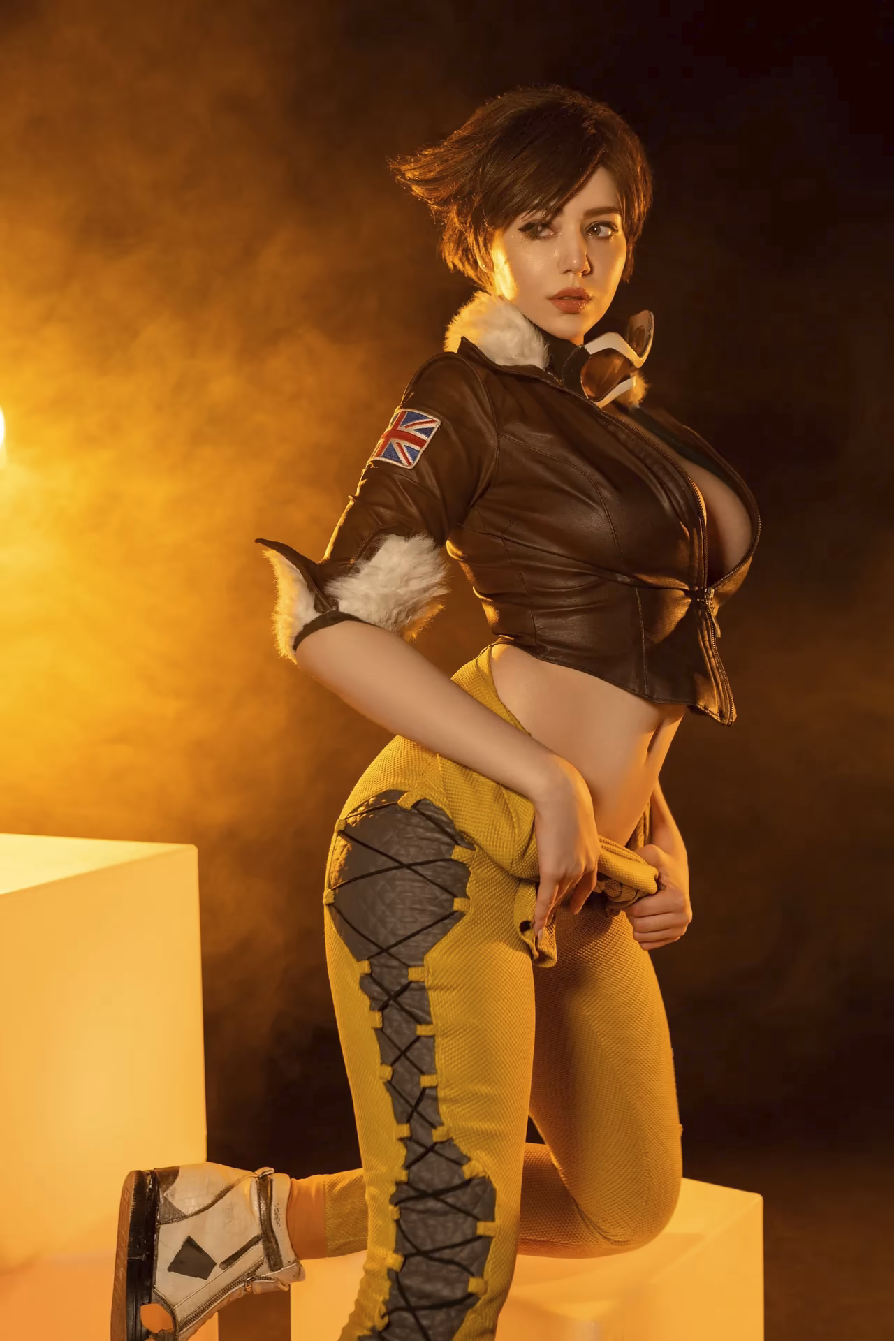 Alina Becker as Tracer — cosplay photo 22 of 31