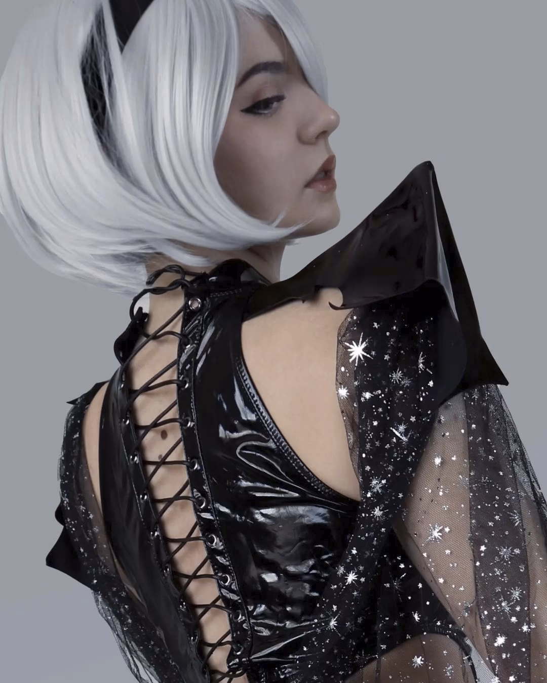 Alis Yume as 2B — cosplay photo 11 of 24