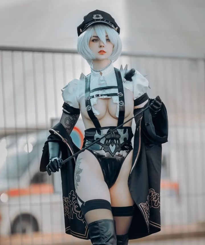 Alis Yume as 2B — cosplay photo 23 of 24