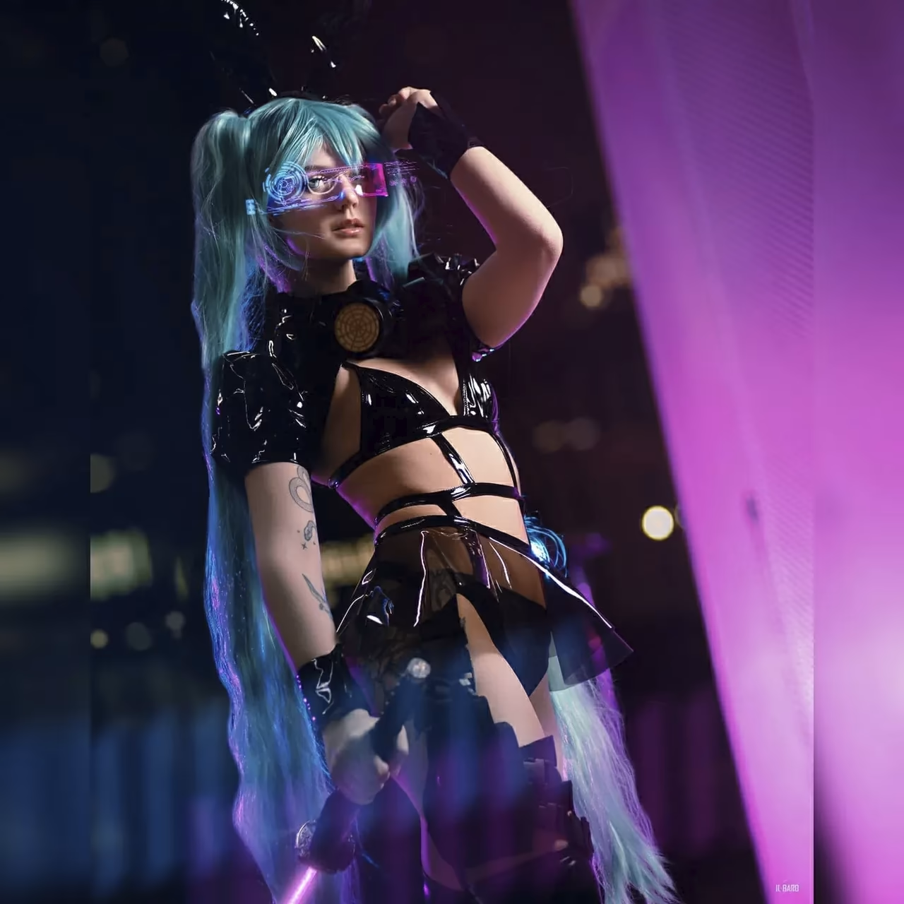 Alis Yume as Hatsune Miku — cosplay photo 11 of 31