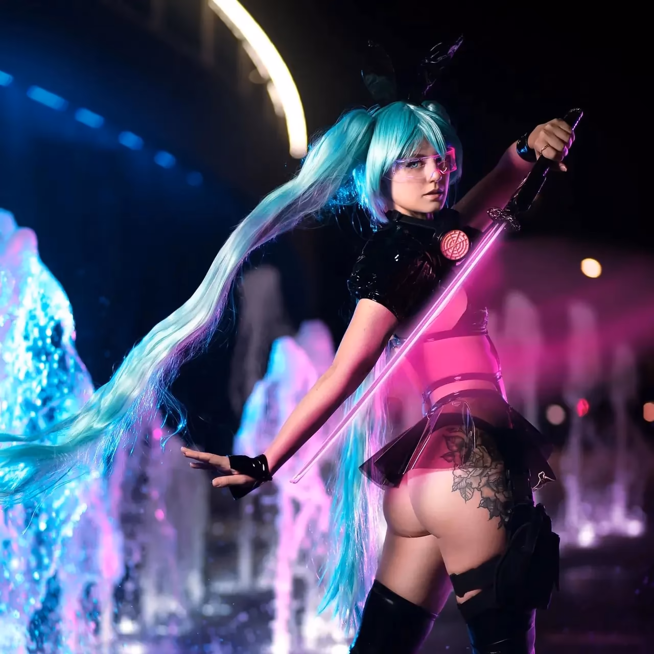 Alis Yume as Hatsune Miku — cosplay photo 20 of 31