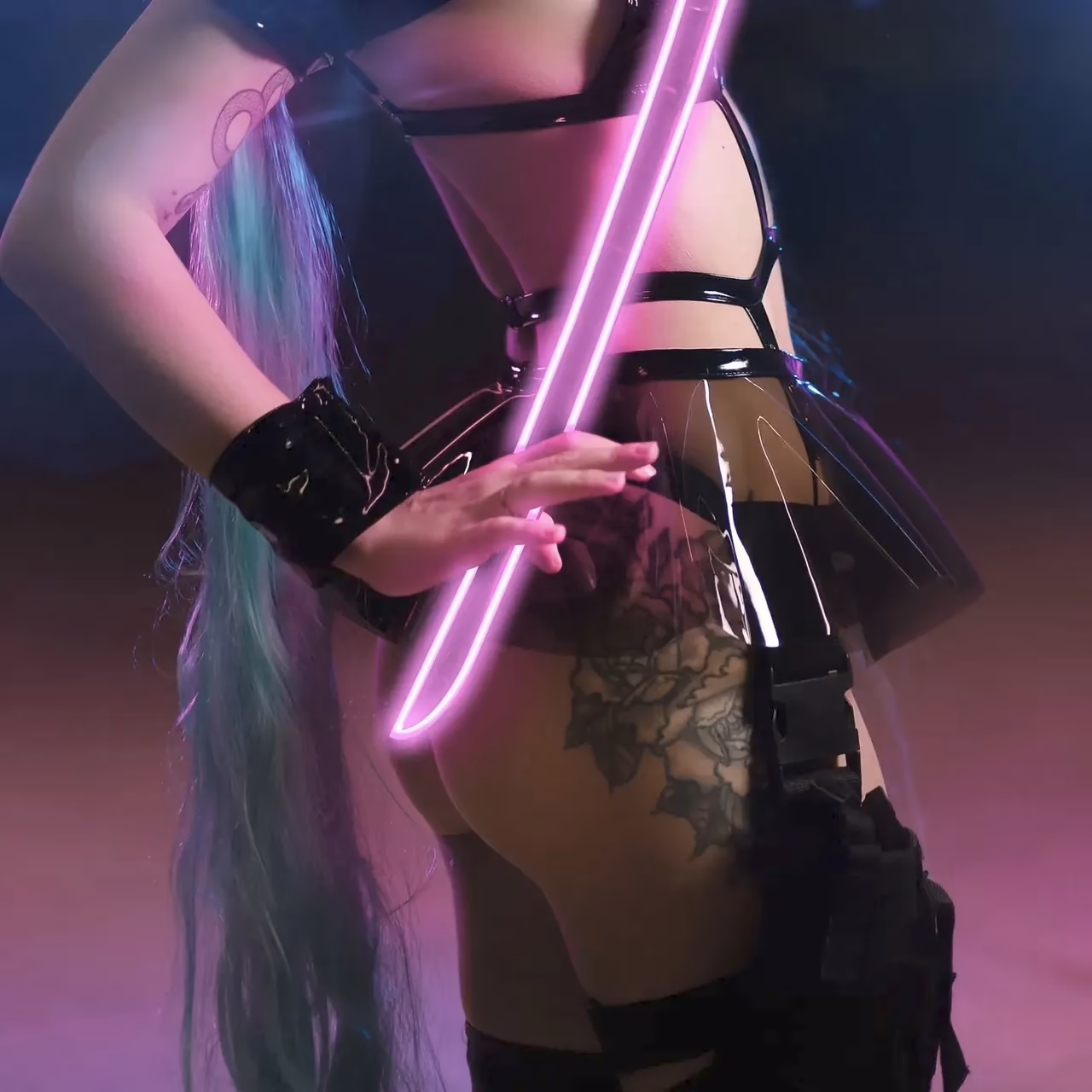 Alis Yume as Hatsune Miku — cosplay photo 21 of 31