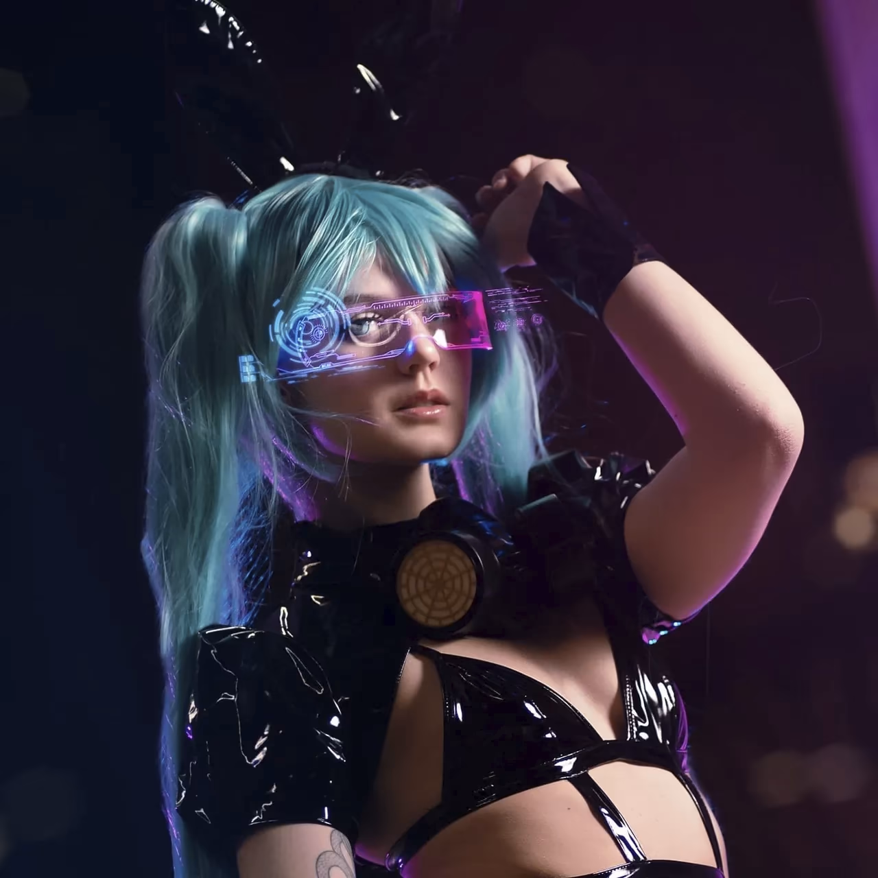 Alis Yume as Hatsune Miku — cosplay photo 9 of 31