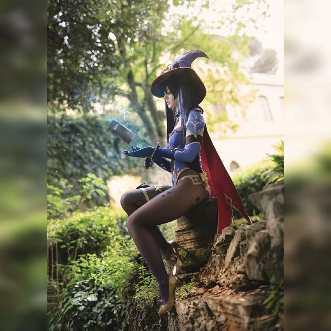 Alis Yume as Mona Megistus — cosplay photo 15 of 79