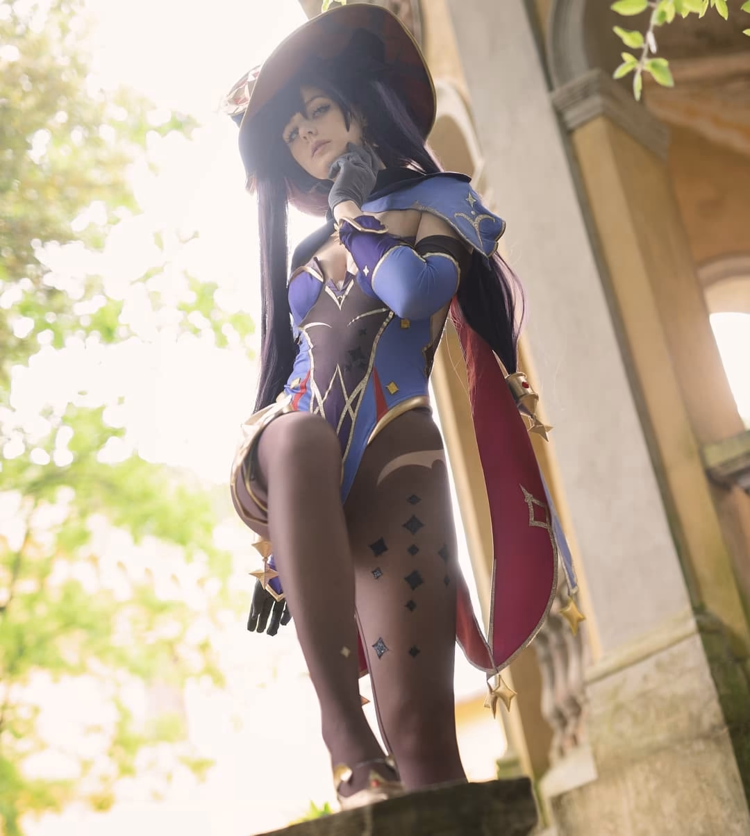 Alis Yume as Mona Megistus — cosplay photo 17 of 79