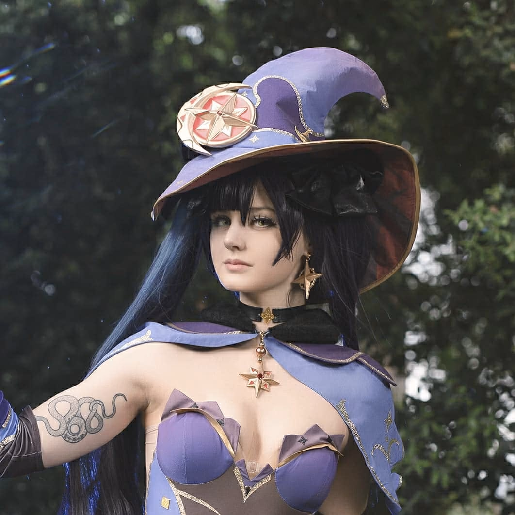 Alis Yume as Mona Megistus — cosplay photo 2 of 79
