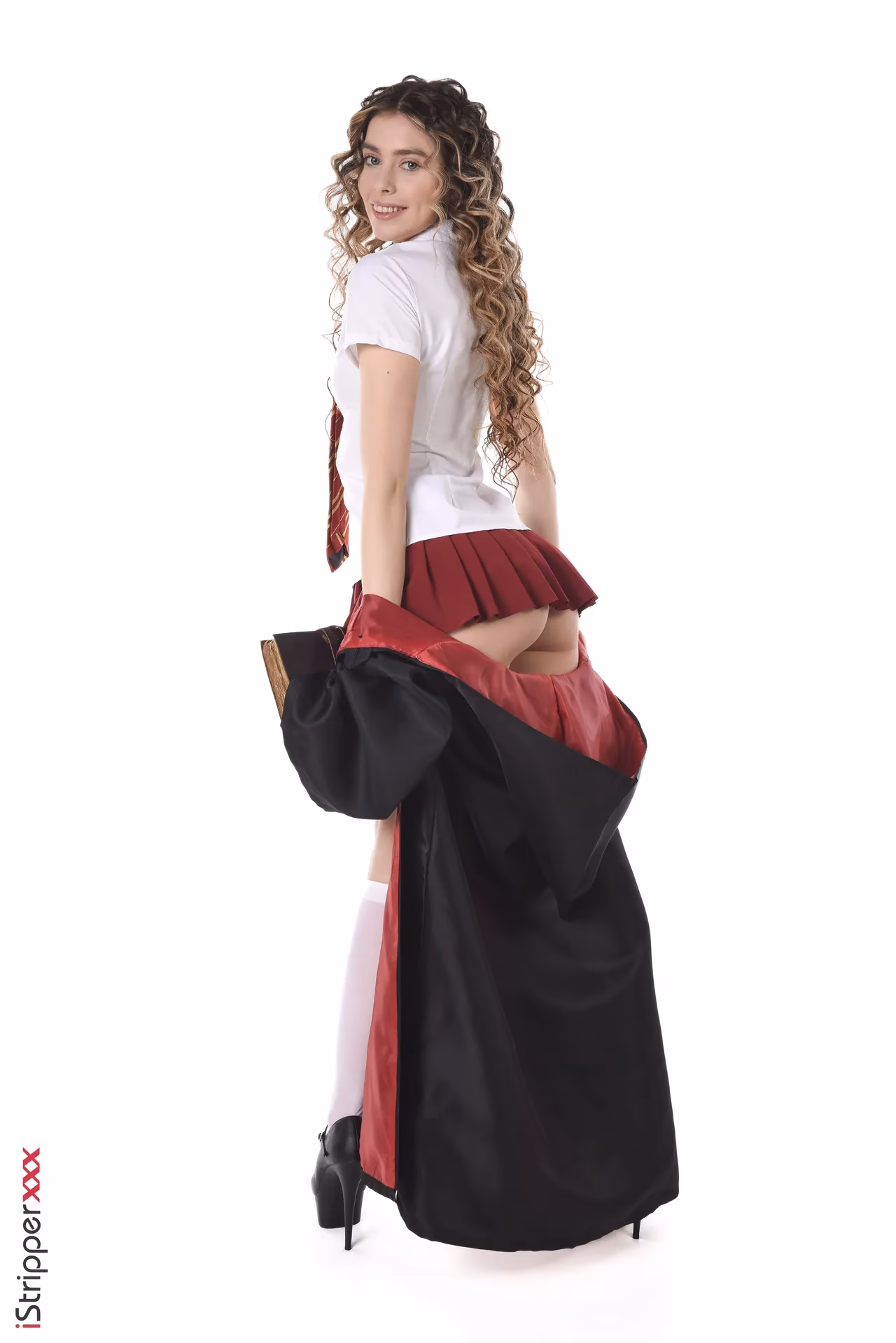 Alissa Foxy as Hermione — cosplay photo 6 of 51