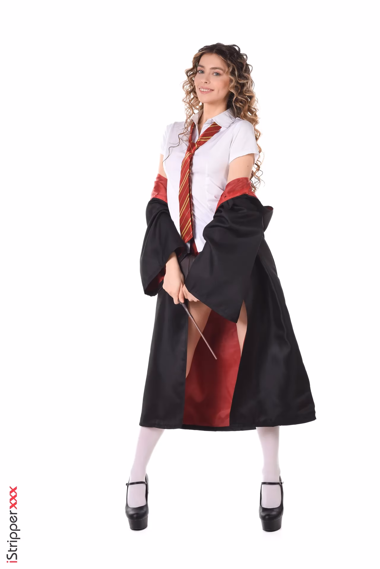 Alissa Foxy as Hermione — cosplay photo 2 of 50