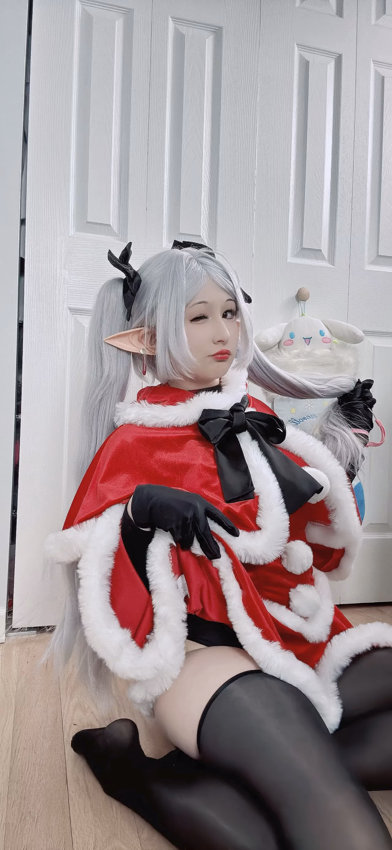 Alliechuu as Frieren — cosplay photo 3 of 25