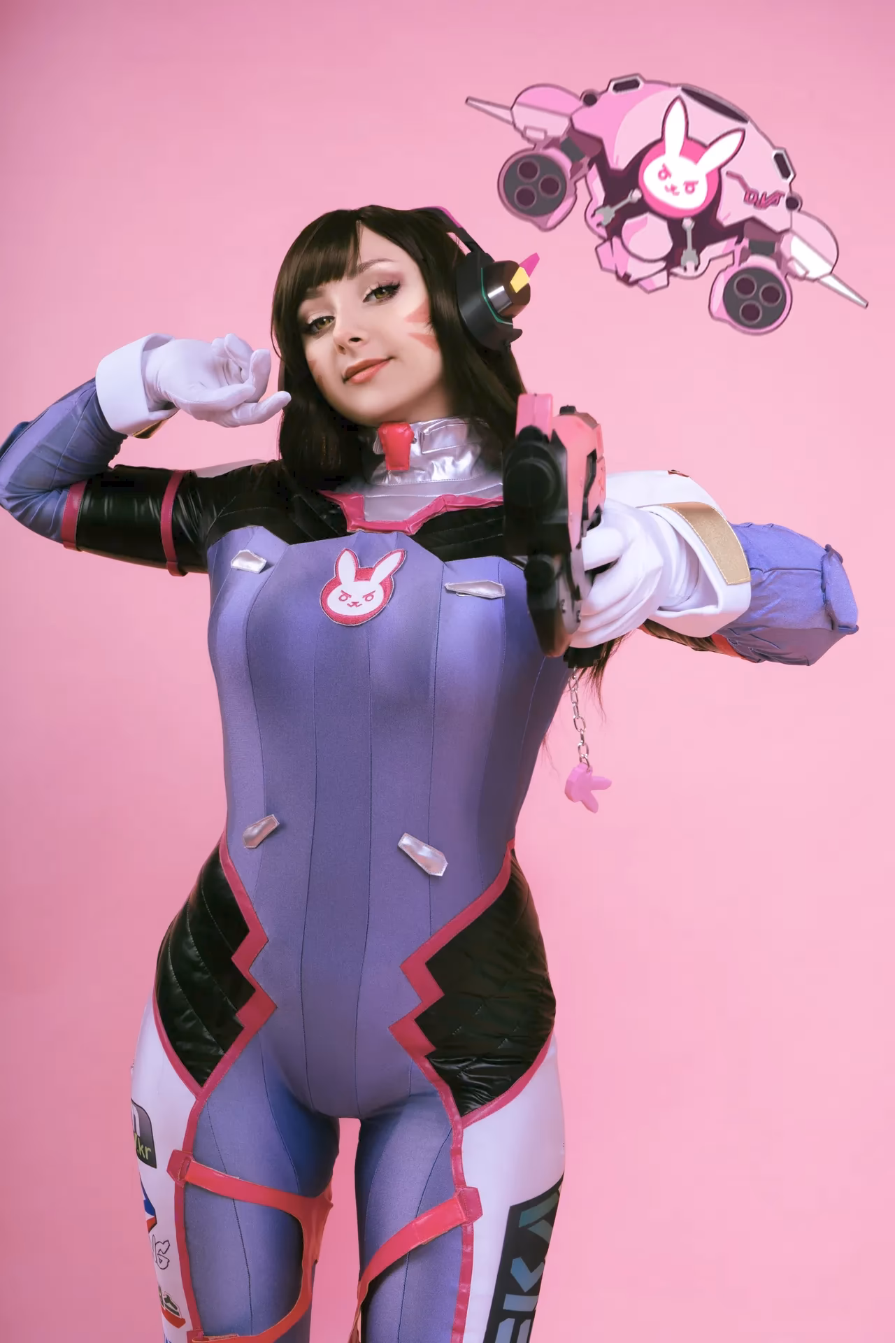 Aluctoria as D.Va — cosplay photo 7 of 34