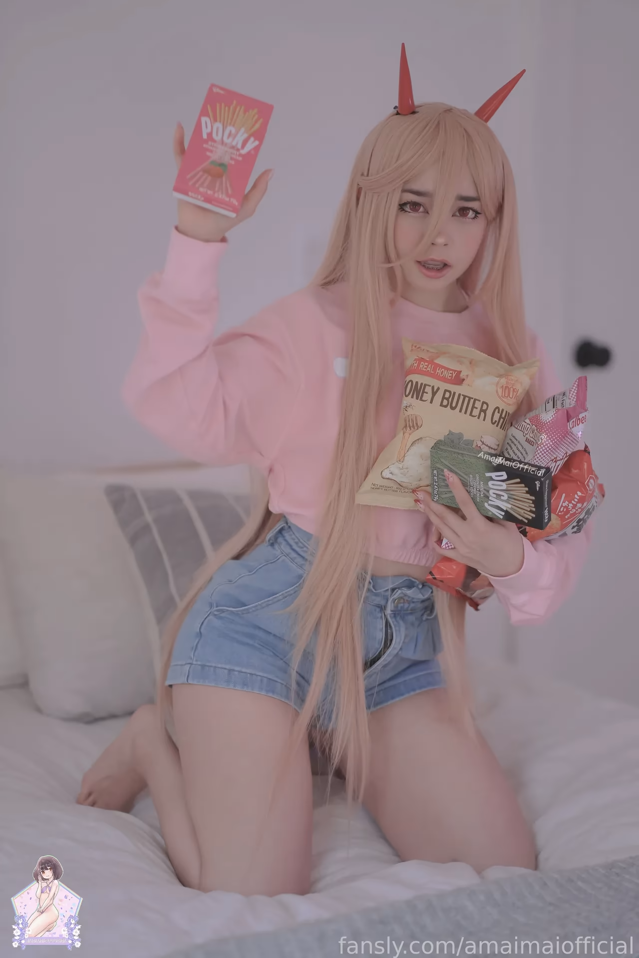 AmaiMai - Power - Chainsaw Man - Cosplay Gallery - 93 Images preview