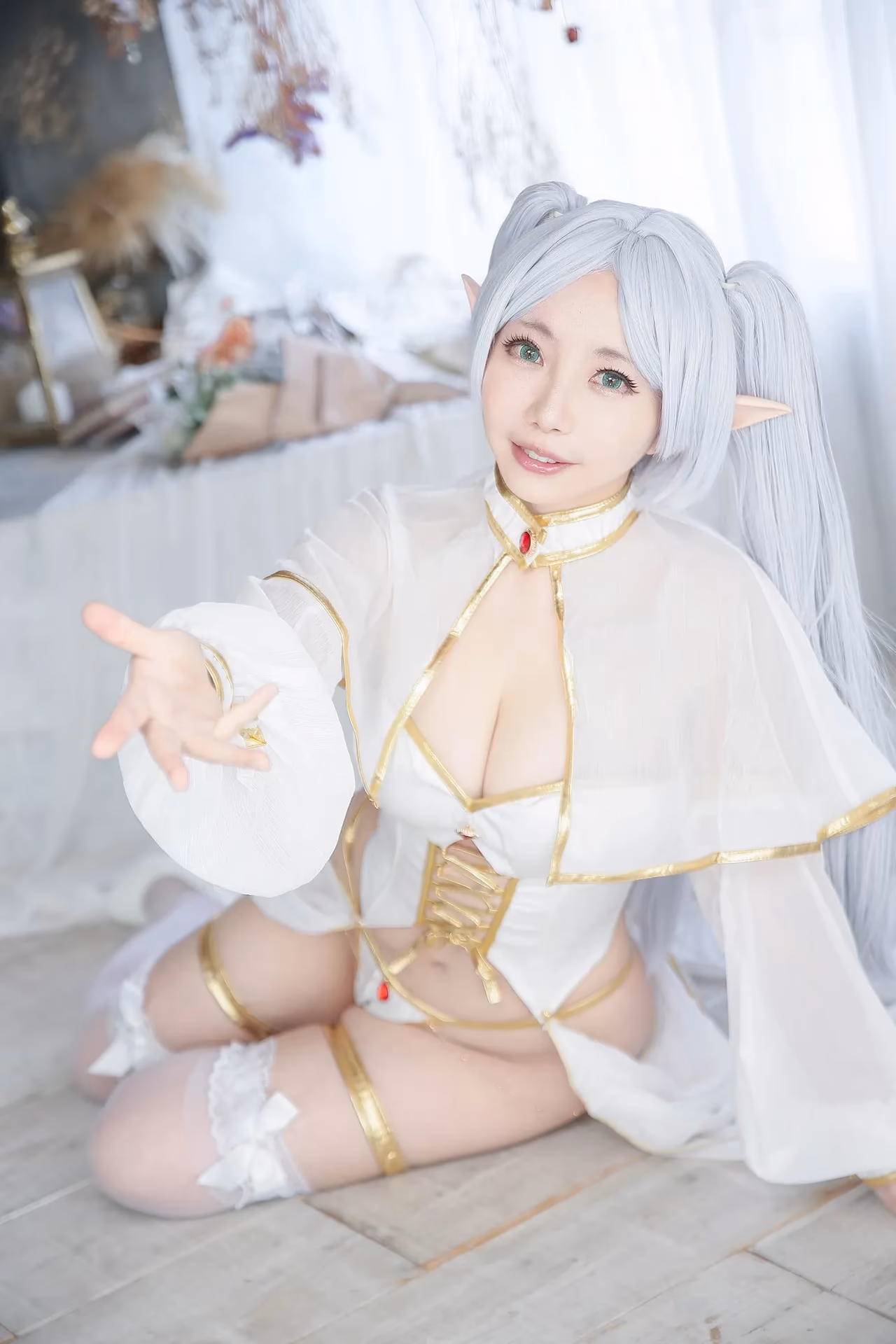 Amatsuka Miyu as Frieren — cosplay photo 11 of 462