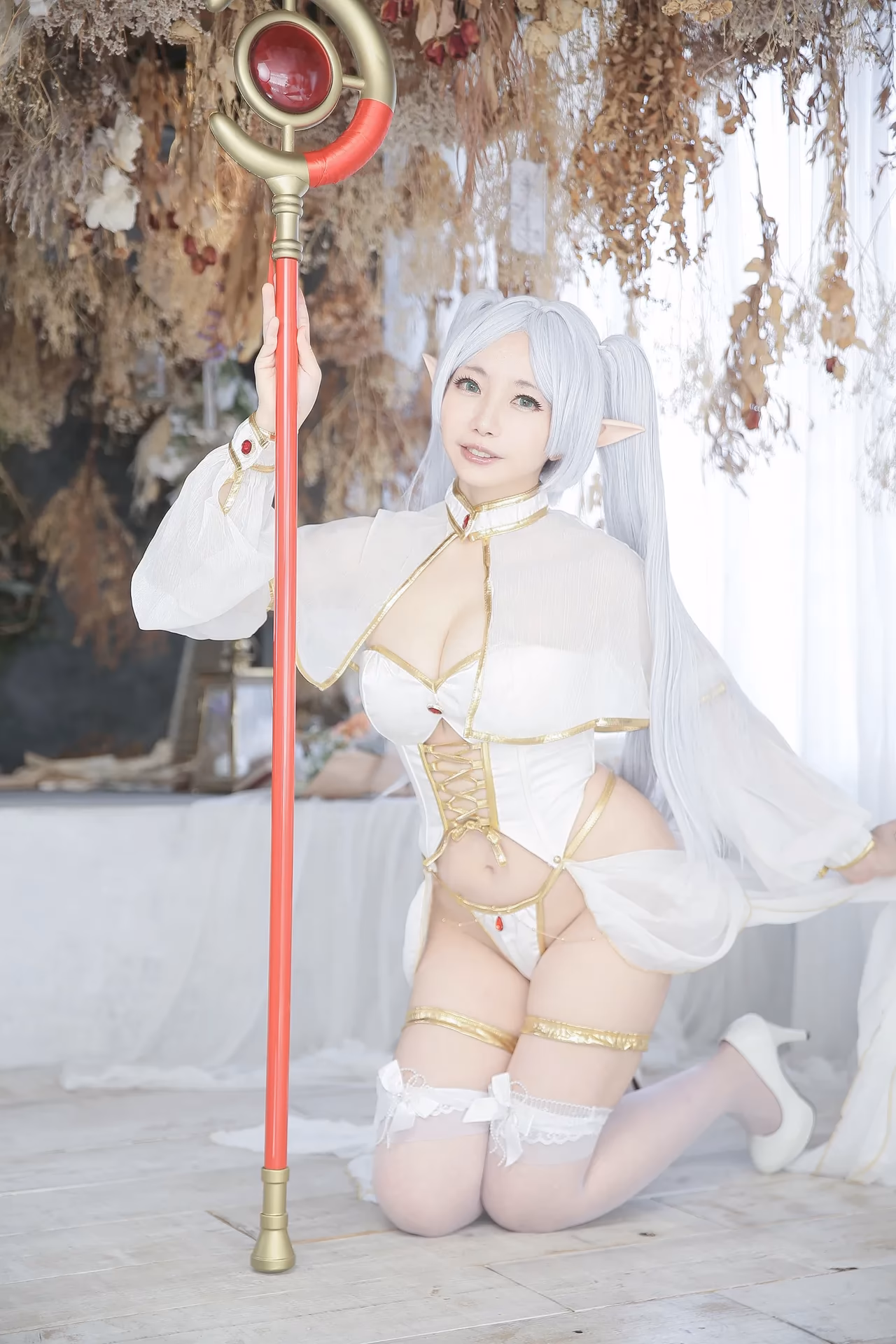 Amatsuka Miyu as Frieren — cosplay photo 15 of 462