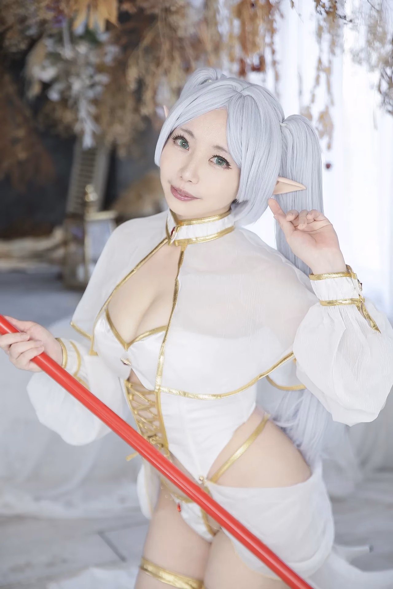 Amatsuka Miyu as Frieren — cosplay photo 18 of 462