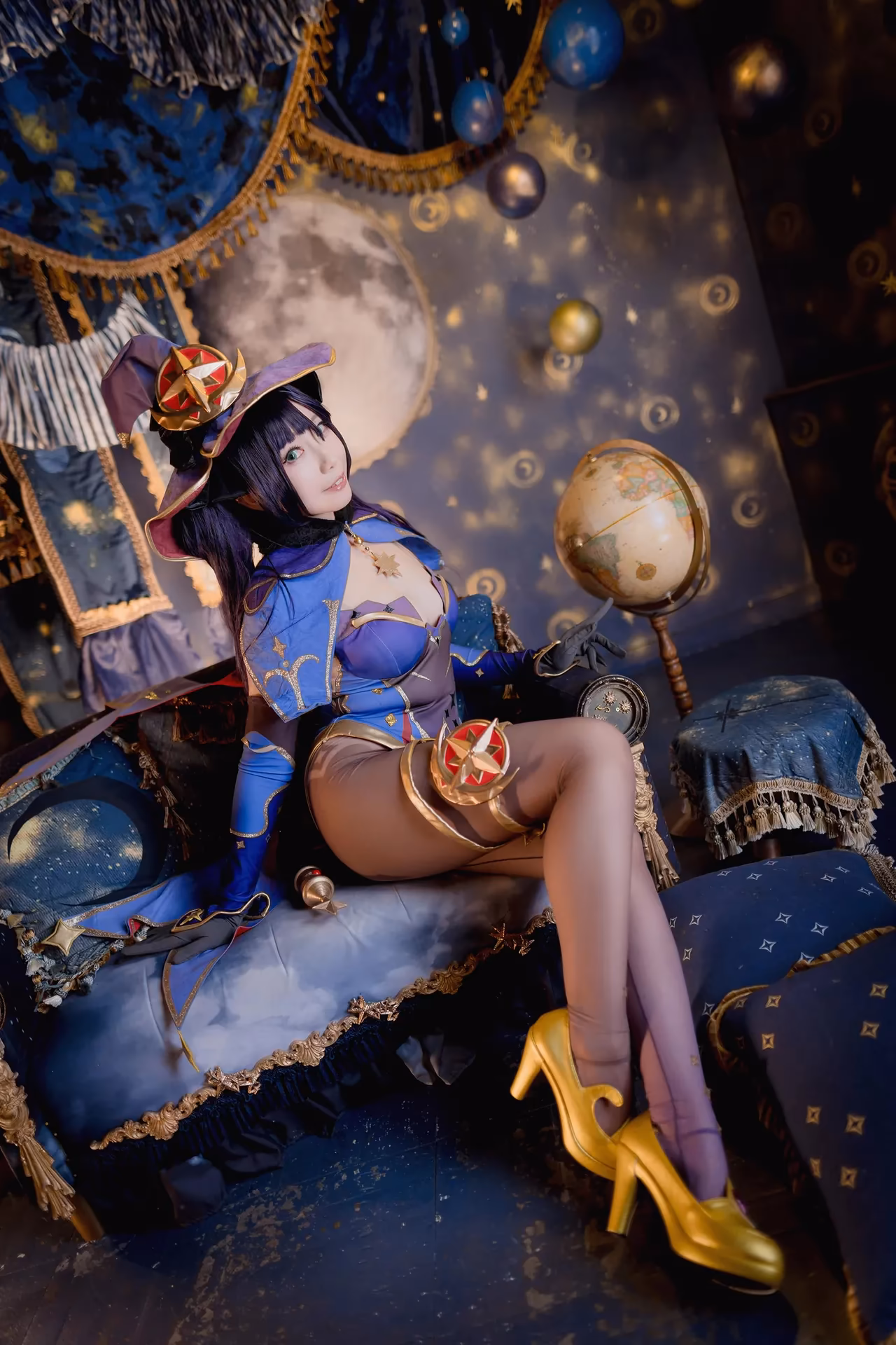 Amatsuka Miyu as Mona Megistus — cosplay photo 5 of 292