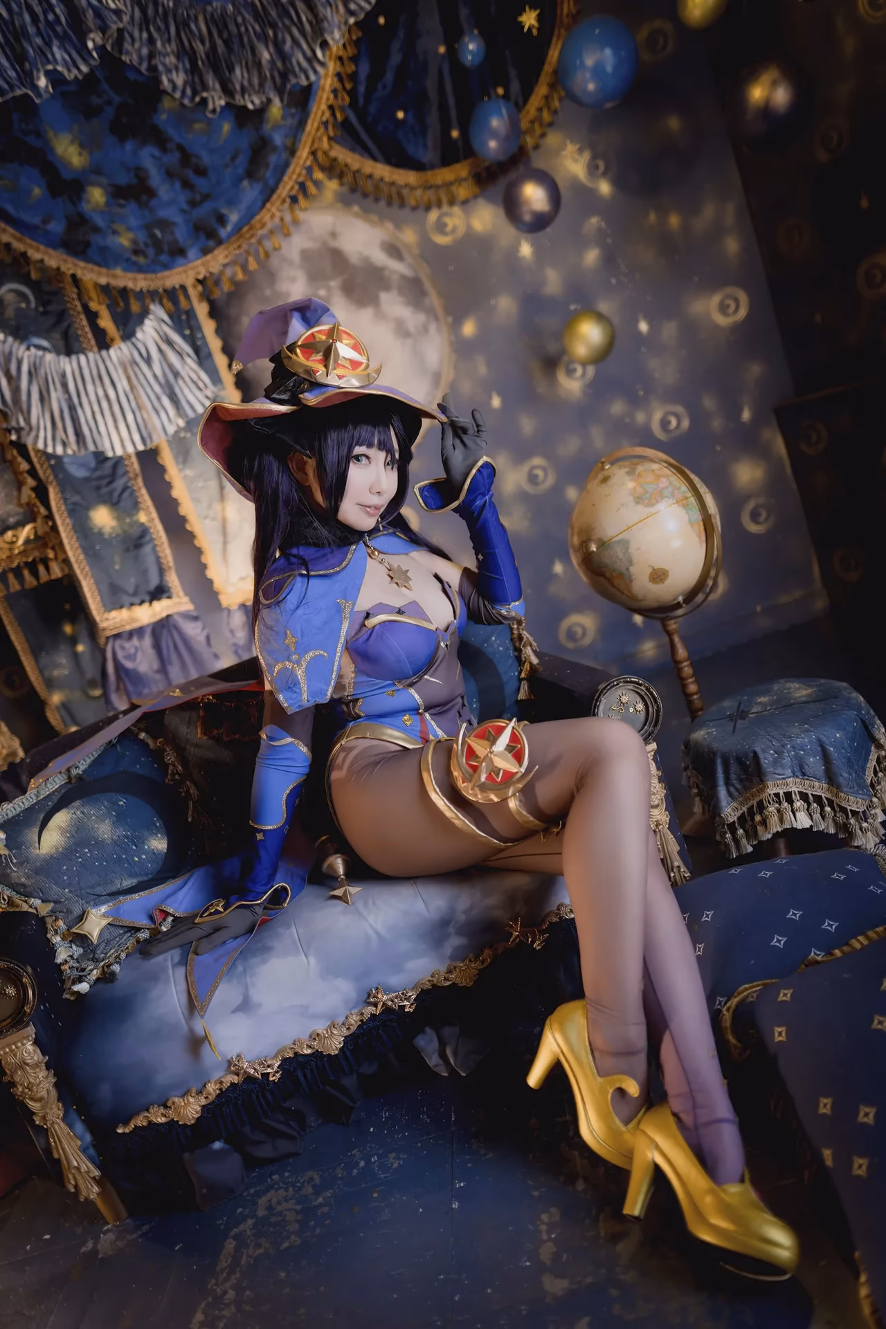 Amatsuka Miyu as Mona Megistus — cosplay photo 6 of 292