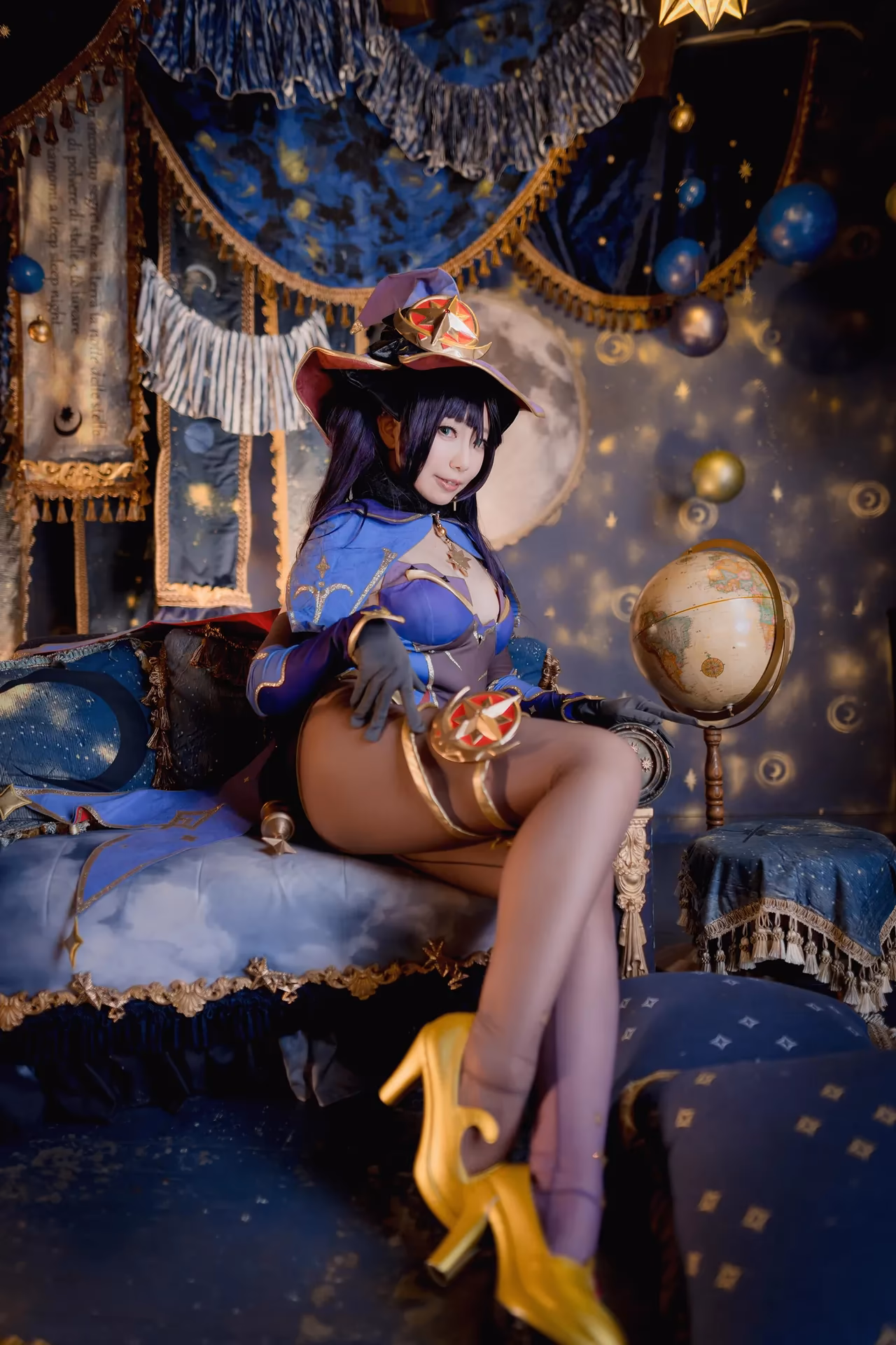 Amatsuka Miyu as Mona Megistus — cosplay photo 8 of 292