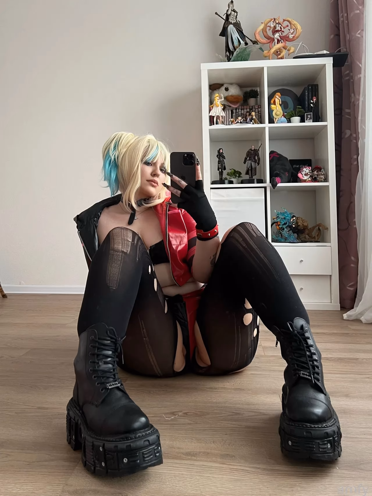 Amfytyan as Harley Quinn — cosplay photo 10 of 32