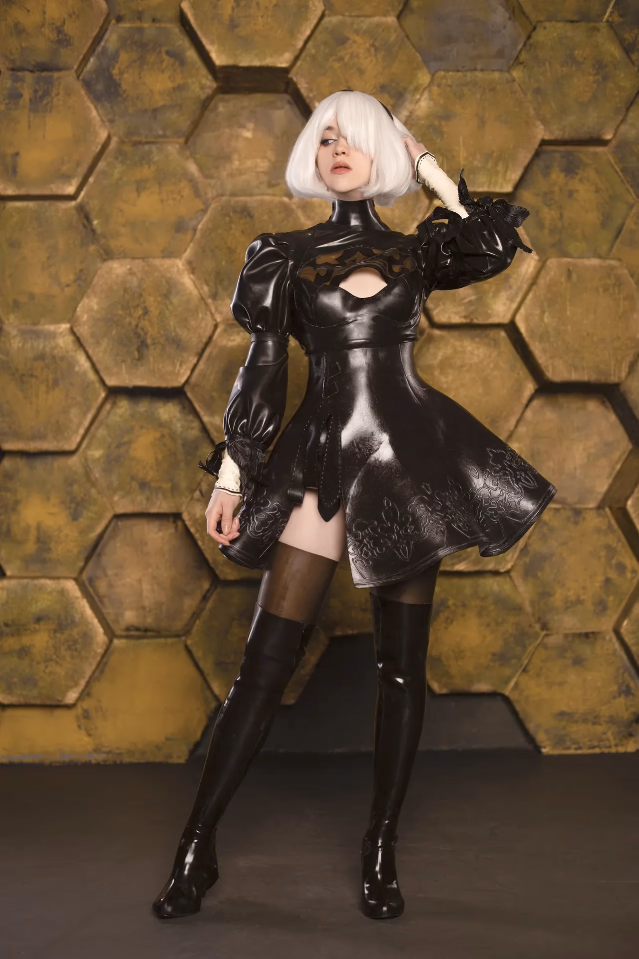 Ami Chan as 2B — cosplay photo 11 of 141