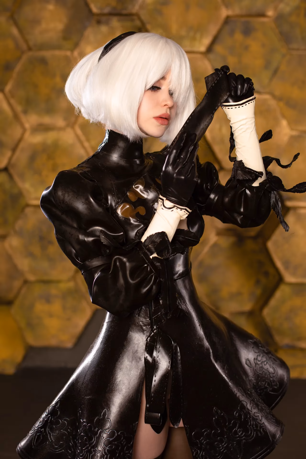 Ami Chan as 2B — cosplay photo 18 of 141