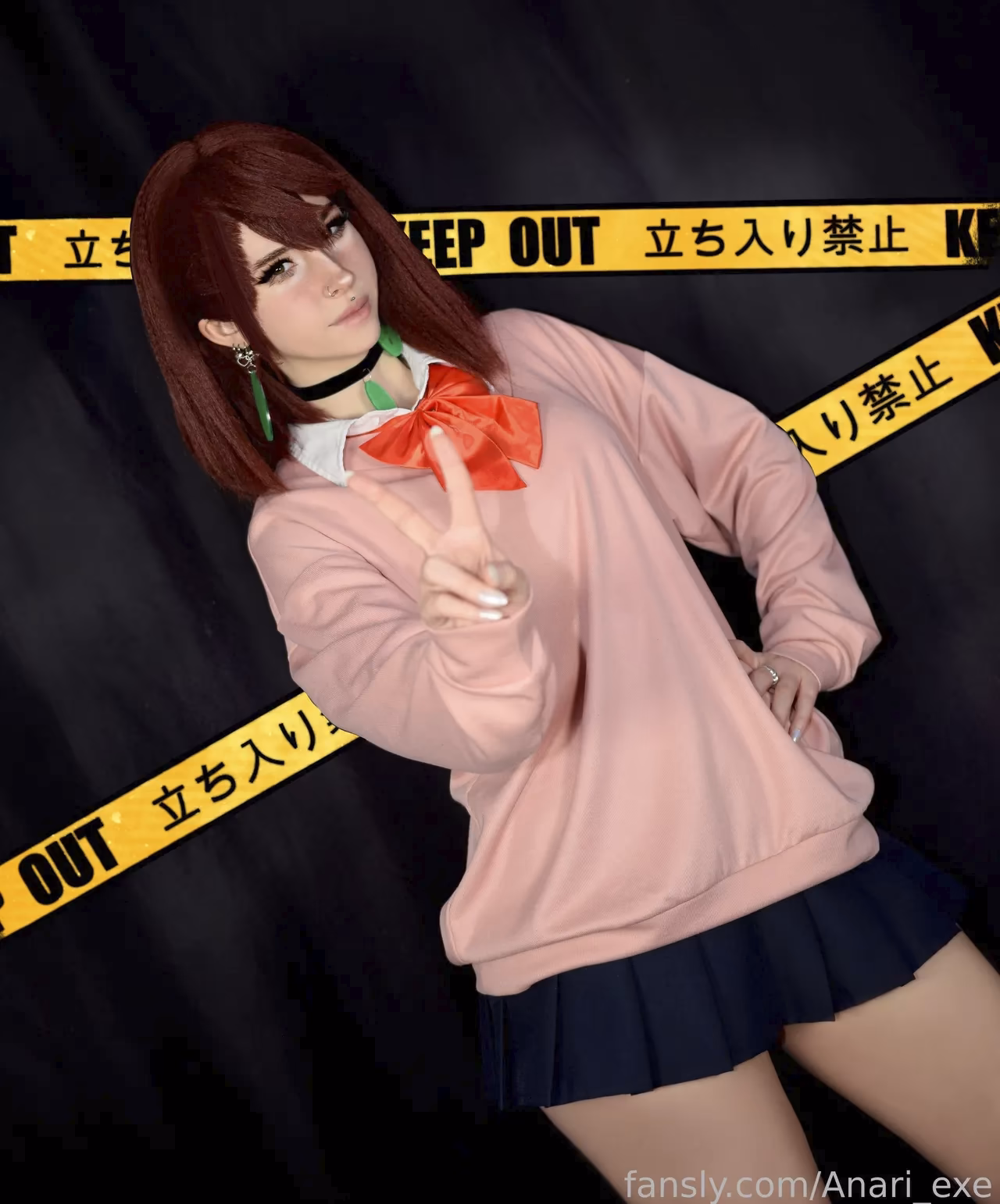 Anari.exe - Momo Ayase - Dandadan - Cosplay Gallery - 15 Images preview