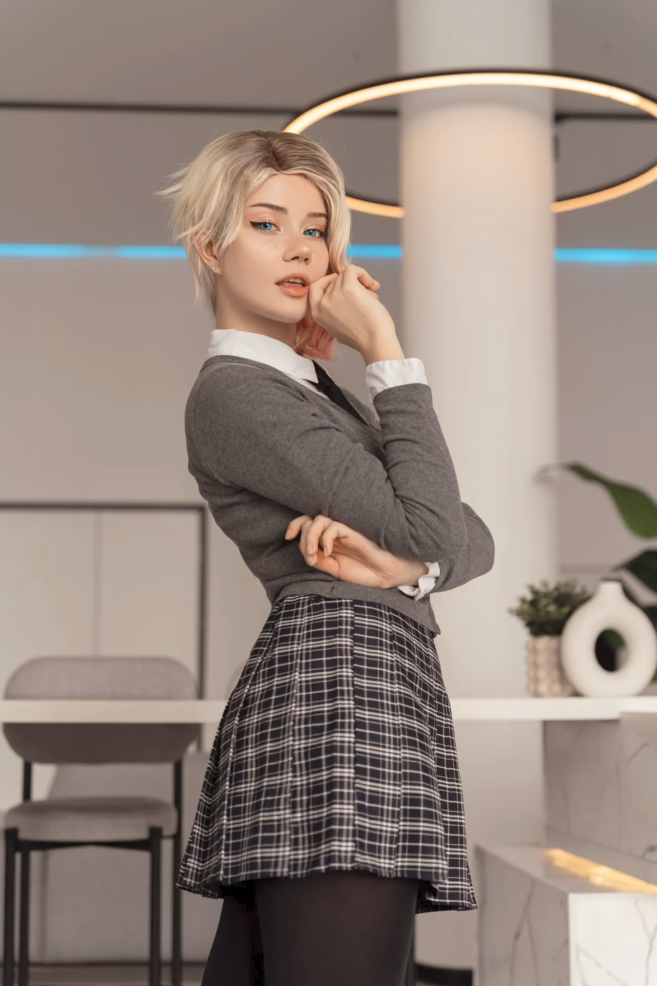 Anastasia Komori as Gwen Stacy — cosplay photo 11 of 54