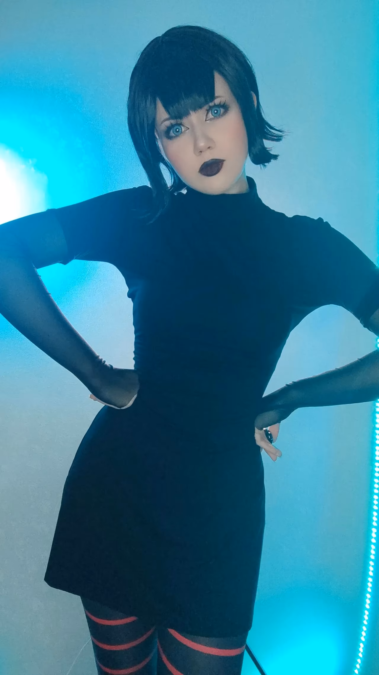 Anastasia Komori as Mavis Dracula — cosplay photo 20 of 30