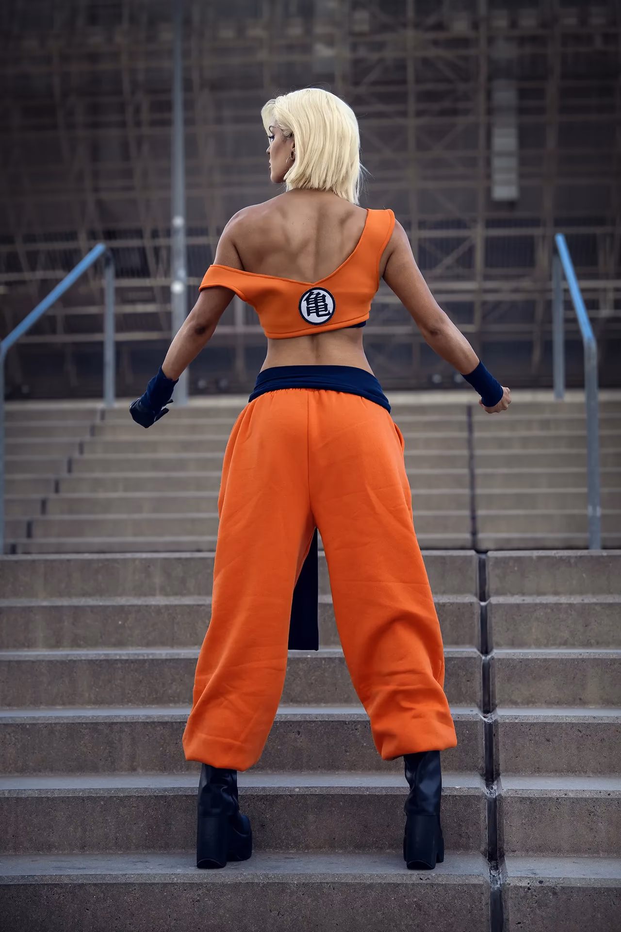 Andrasta as Android 18 — cosplay photo 4 of 16