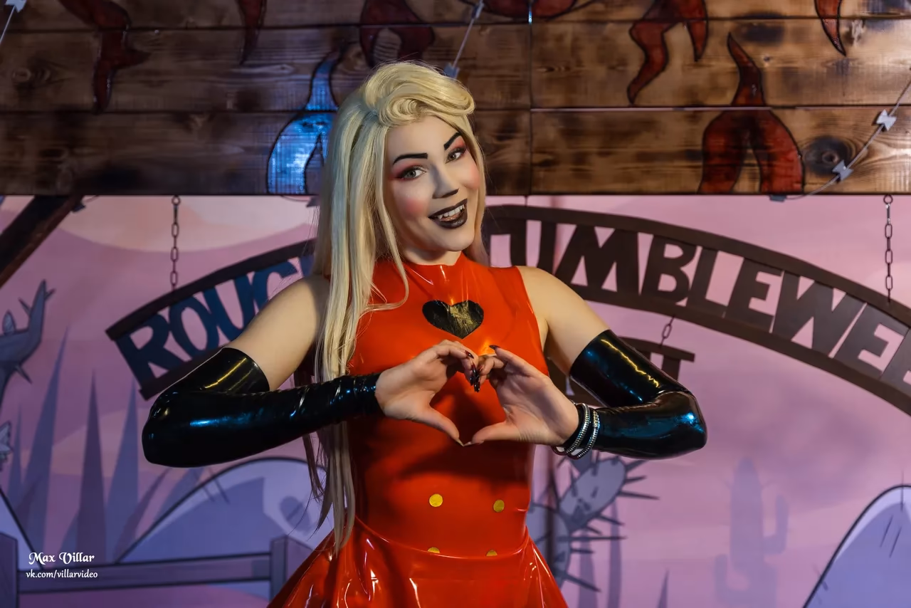 Anya Ichios as Charlie Morningstar — cosplay photo 21 of 26