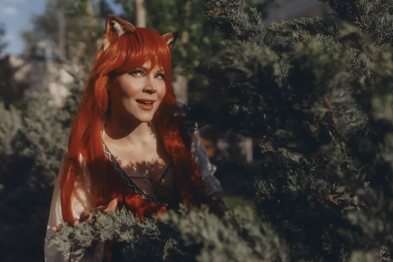 Anya Ichios as Holo — cosplay photo 22 of 42