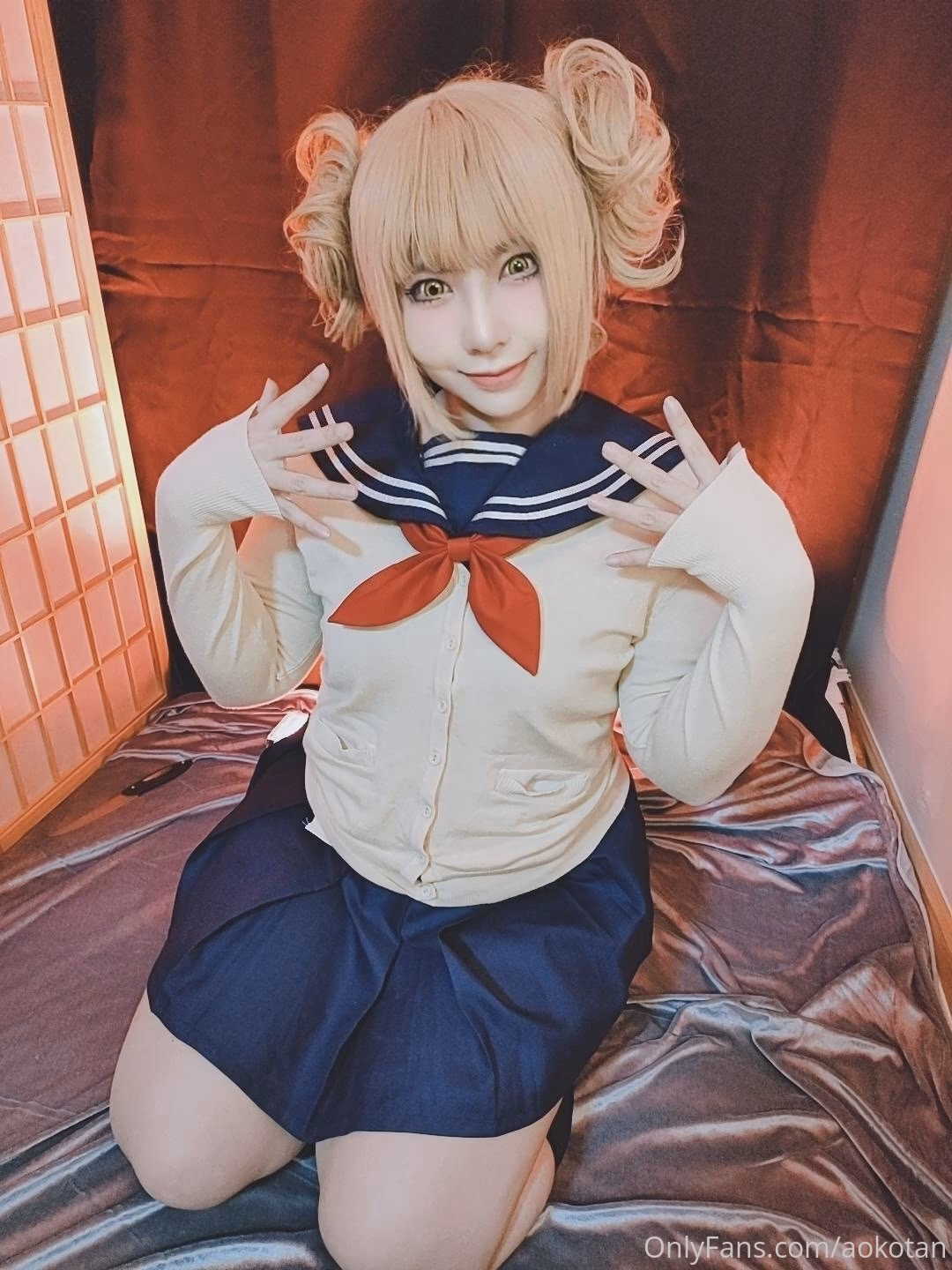 Aokotan as Himiko Toga — cosplay photo 17 of 51