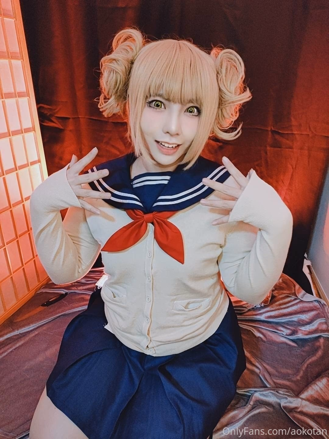 Aokotan as Himiko Toga — cosplay photo 2 of 51