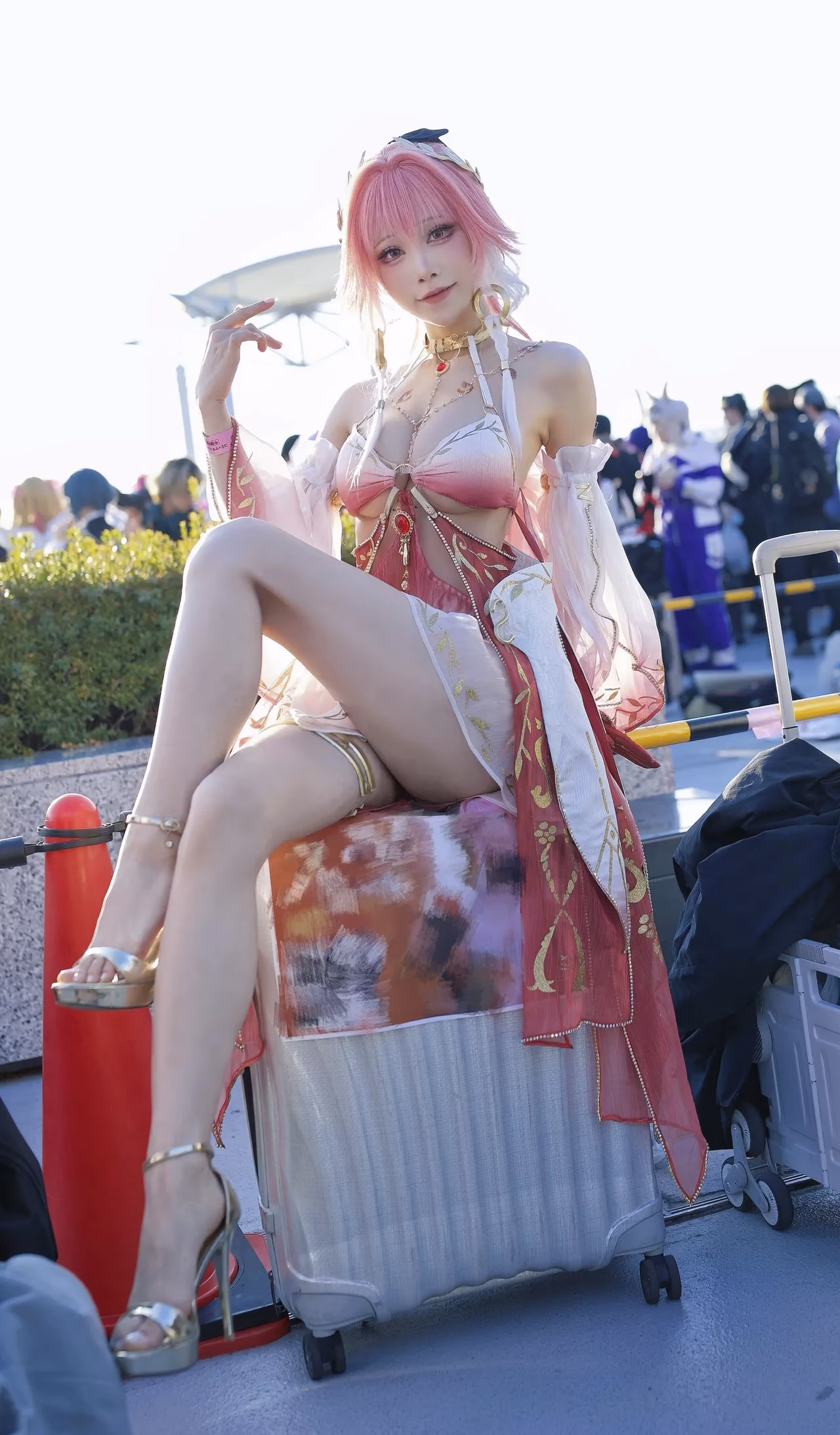 aqua_cosplay as Changli — cosplay photo 7 of 29