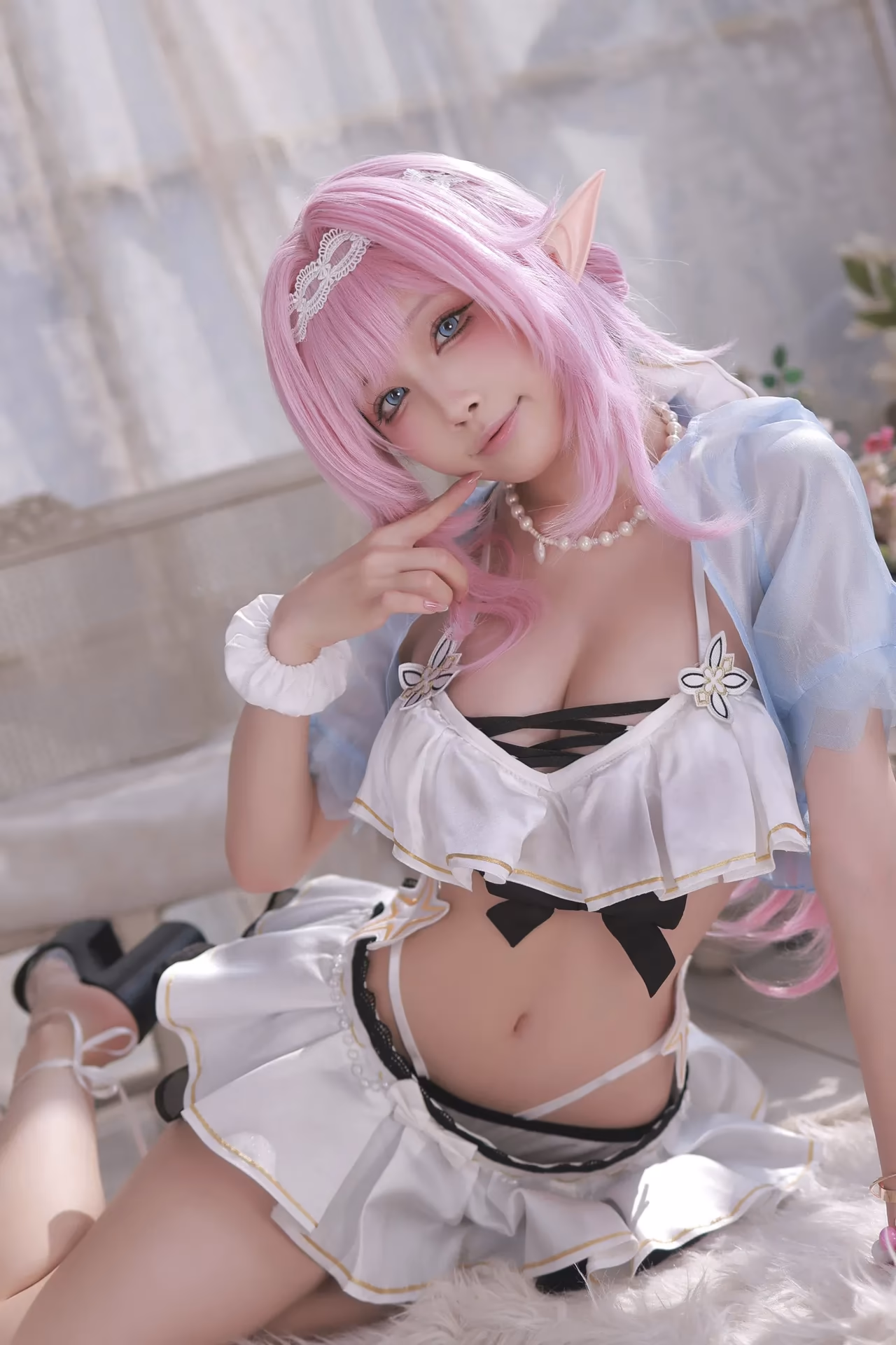 aqua_cosplay as Elysia — cosplay photo 2 of 52