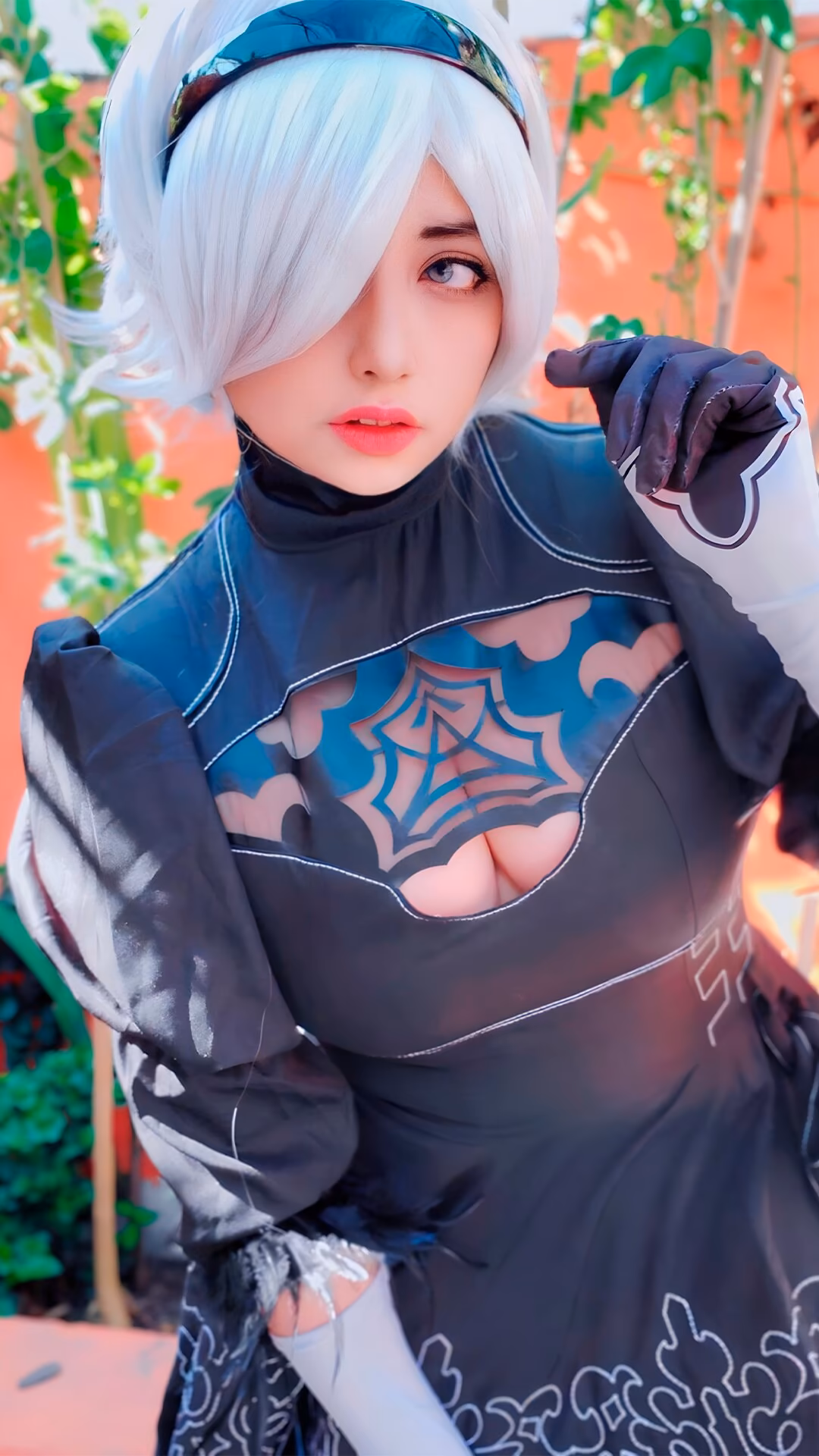 Arelly Trujillo as 2B — cosplay photo 3 of 11