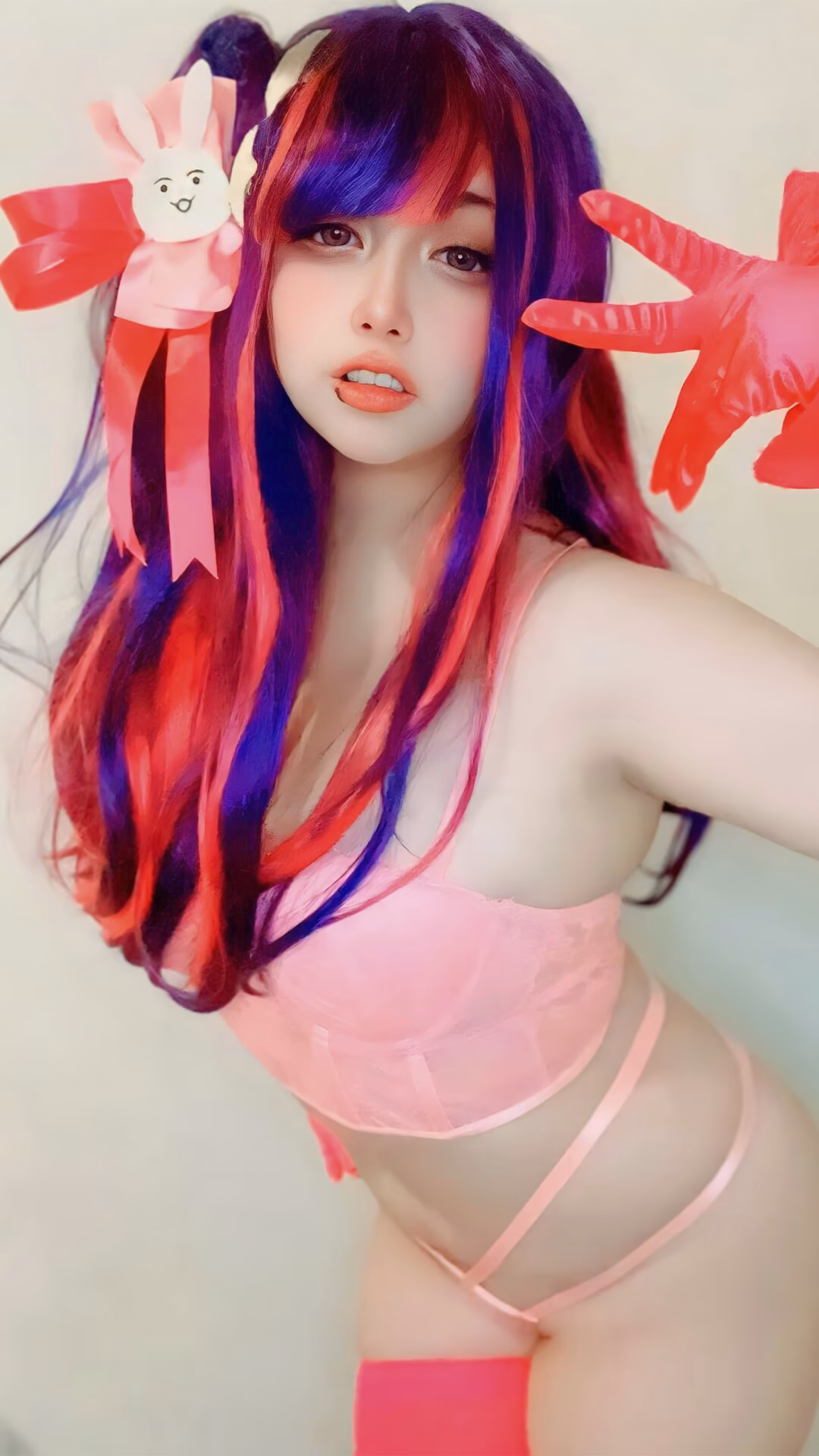 Arelly Trujillo as Ai Hoshino — cosplay photo 13 of 13