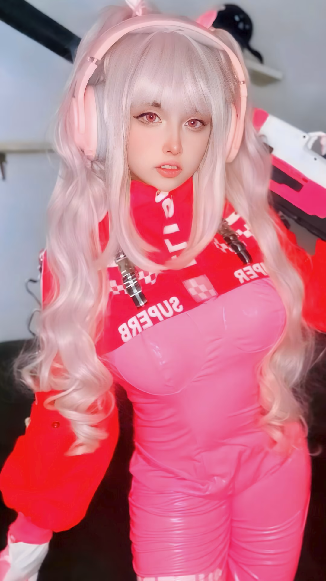 Arelly Trujillo as Alice — cosplay photo 18 of 21