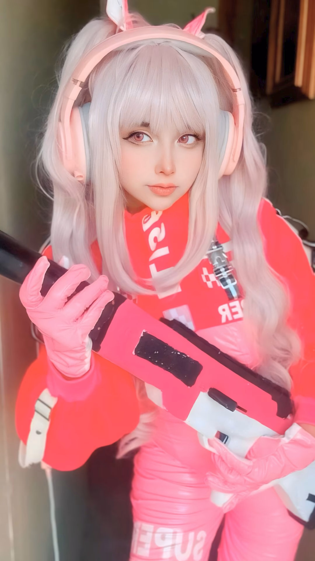 Arelly Trujillo as Alice — cosplay photo 21 of 21