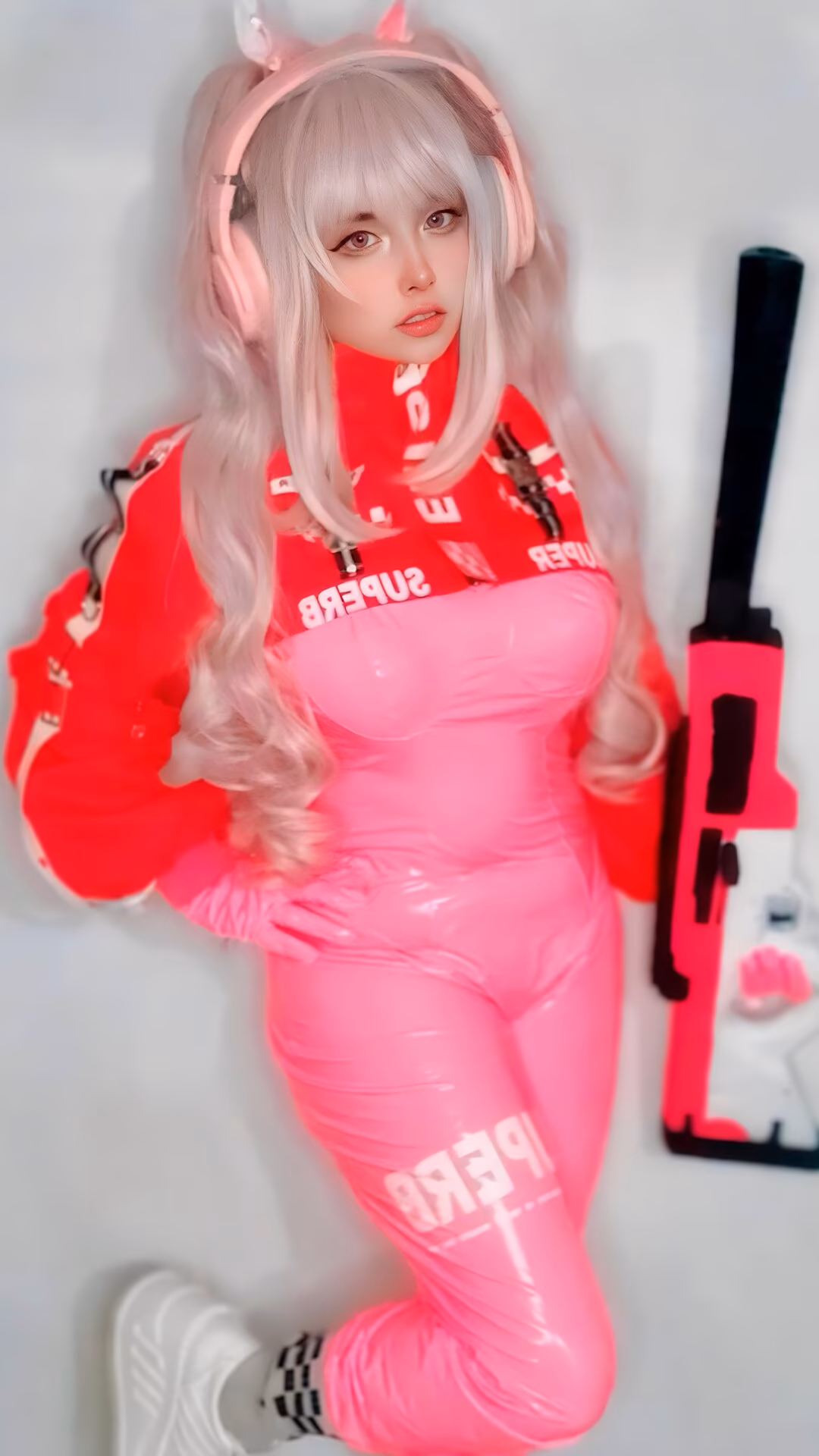 Arelly Trujillo as Alice — cosplay photo 7 of 21