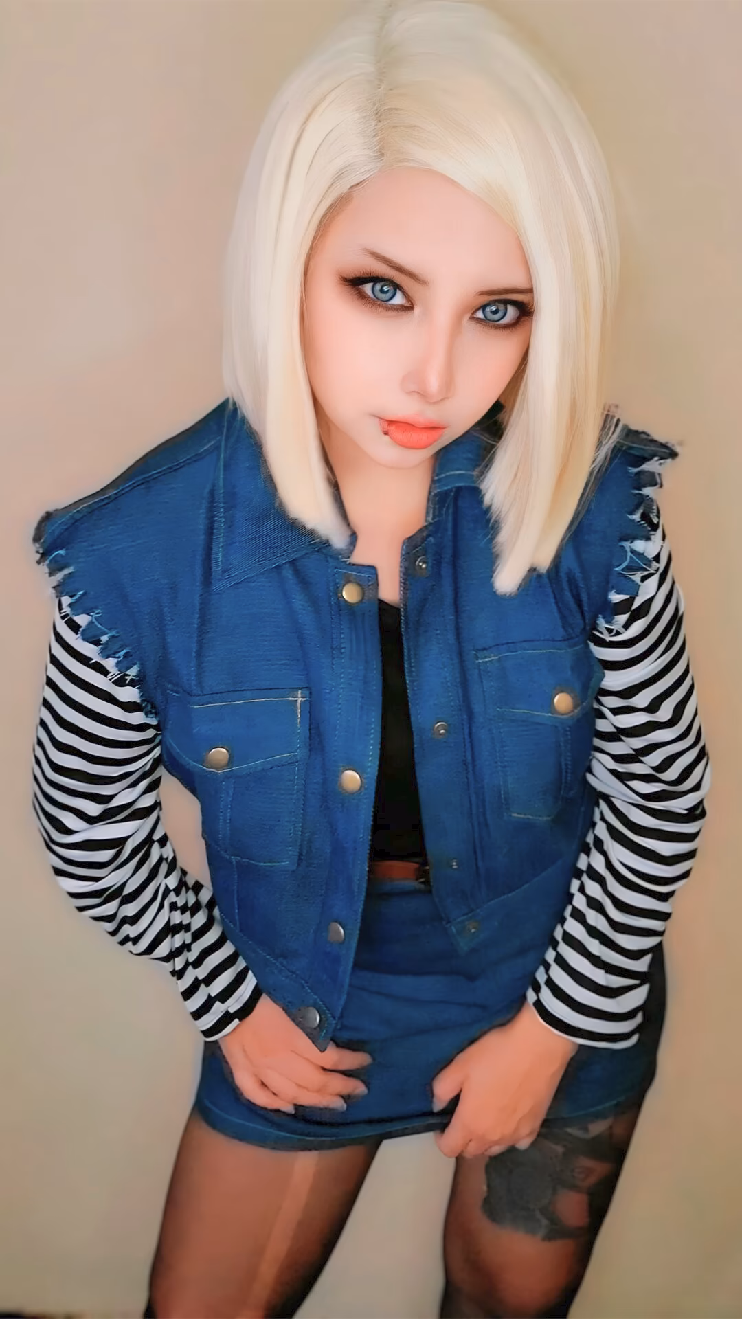 Arelly Trujillo as Android 18 — cosplay photo 2 of 12