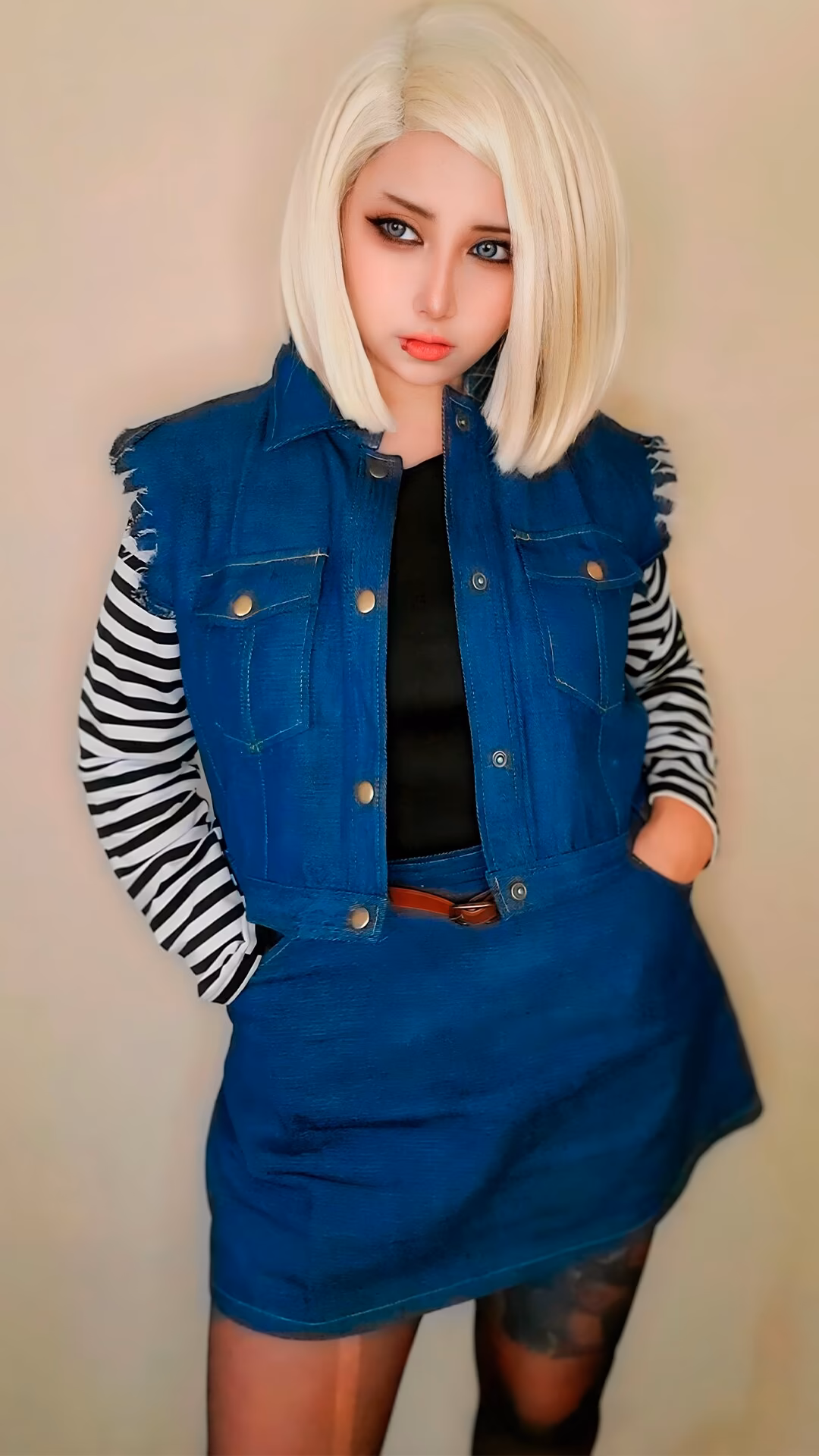 Arelly Trujillo as Android 18 — cosplay photo 3 of 12