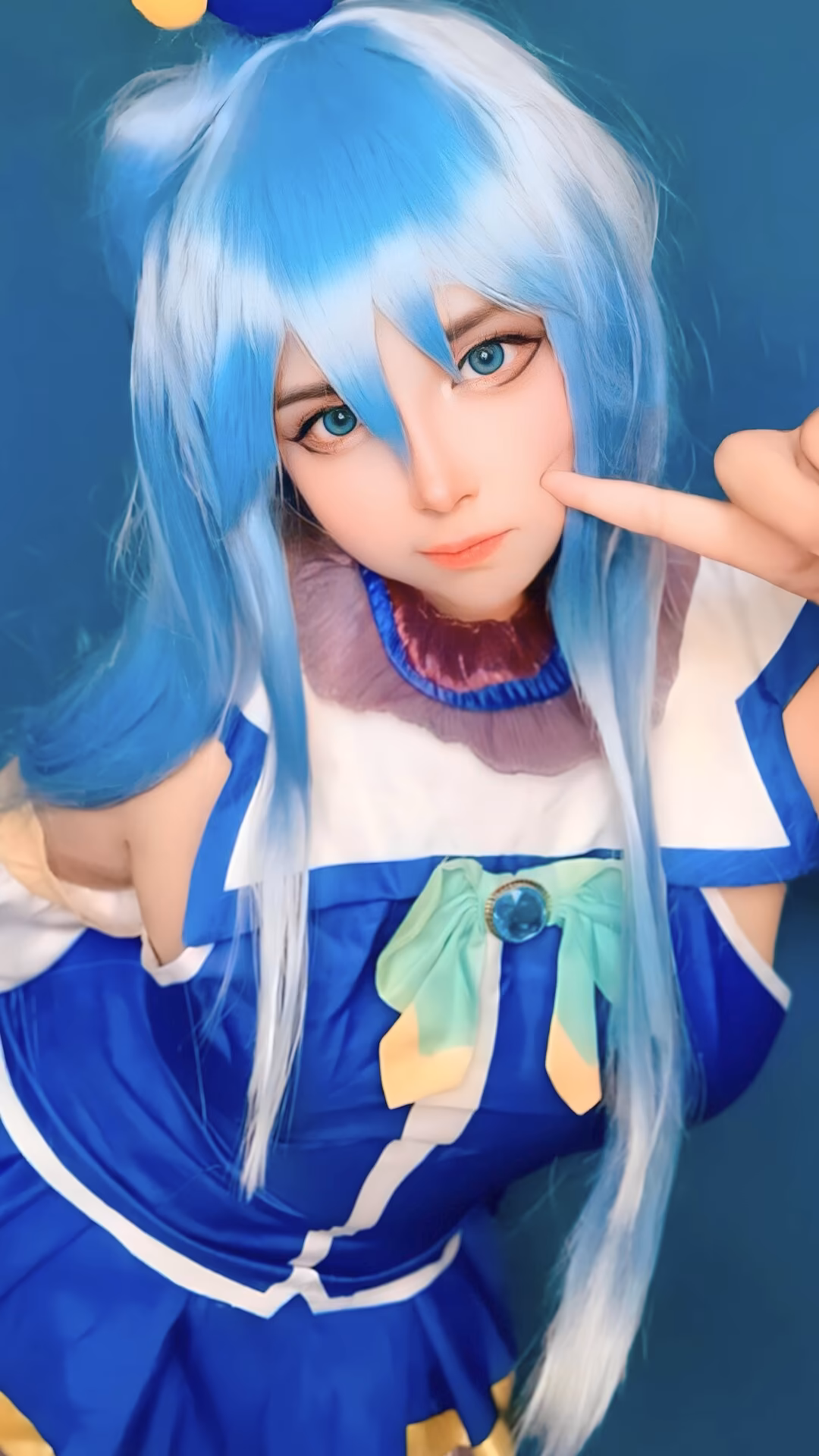 Arelly Trujillo as Aqua — cosplay photo 12 of 16