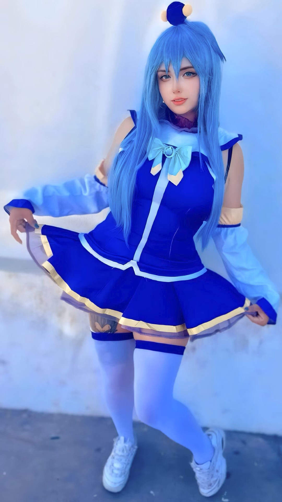 Arelly Trujillo as Aqua — cosplay photo 2 of 16