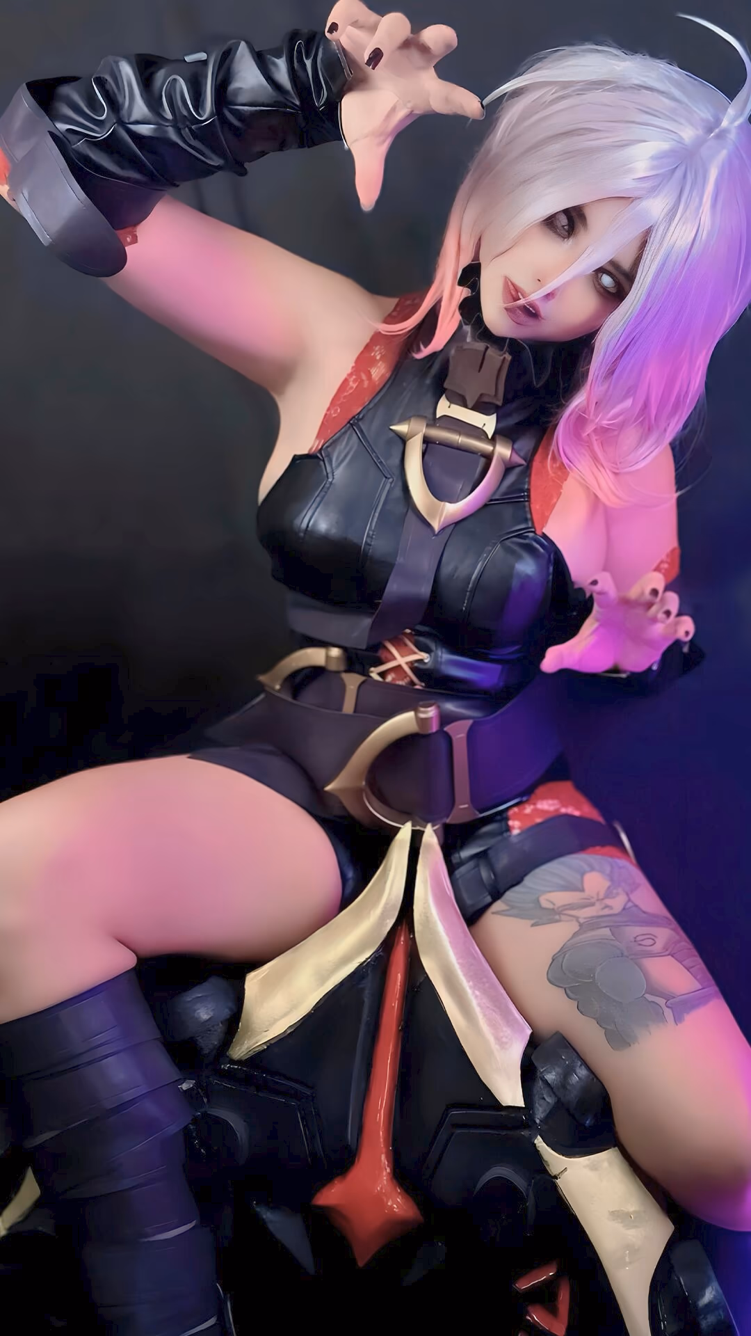 Arelly Trujillo as Briar — cosplay photo 4 of 14